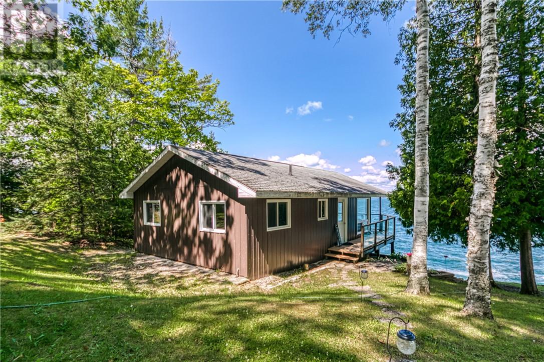 199 Trillium Trail, Tehkummah, Ontario  P0P 2C0 - Photo 41 - 2122815