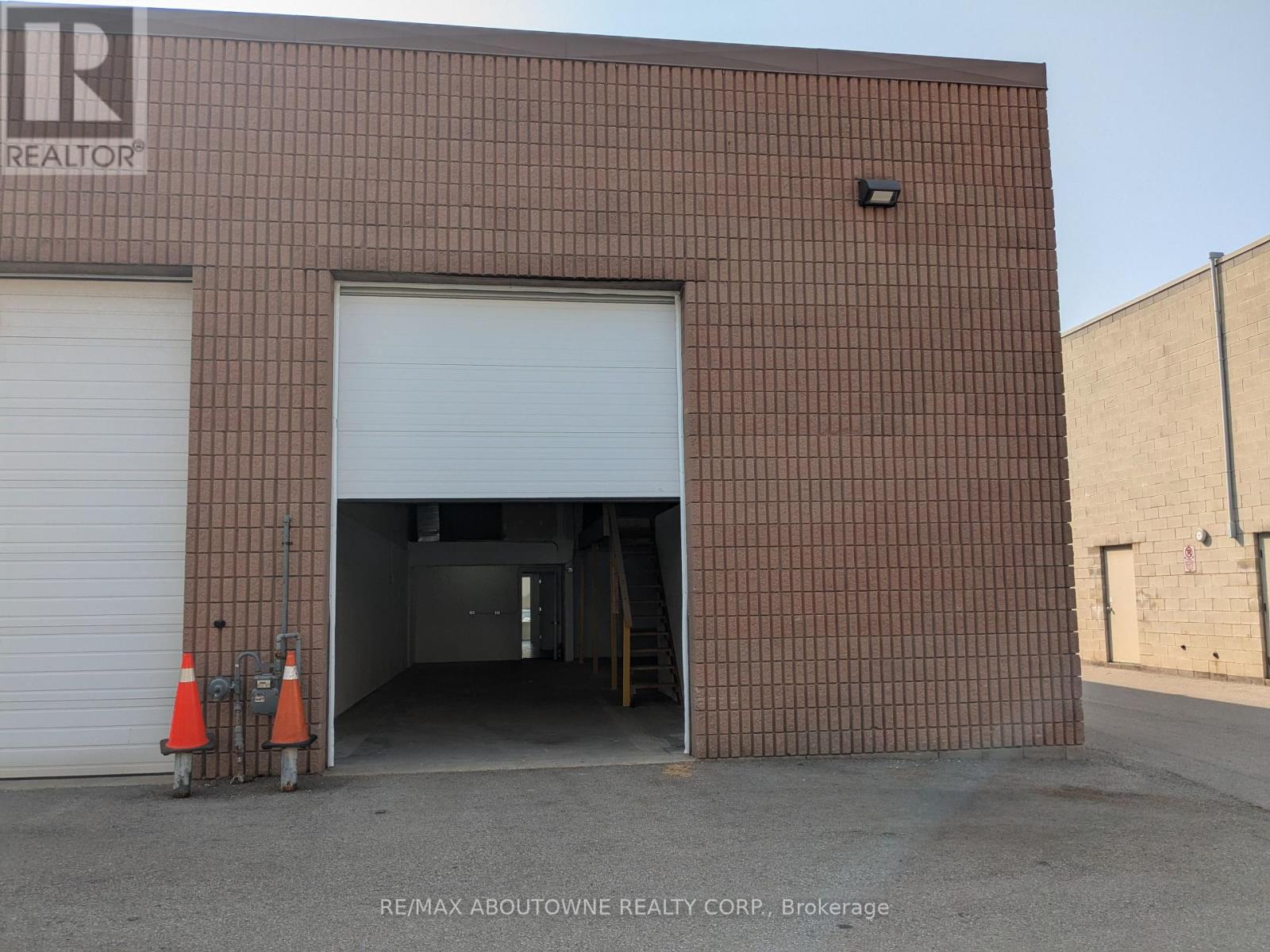 1 - 5125 Harvester Road, Burlington, Ontario  L7L 6A2 - Photo 16 - W12037631