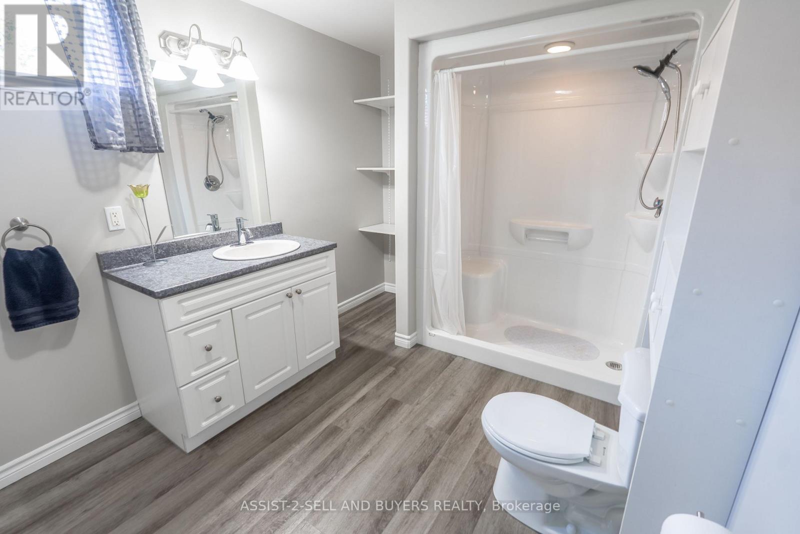 18267 Samuel Drive S, South Glengarry, Ontario  K6H 7J1 - Photo 23 - X12186255