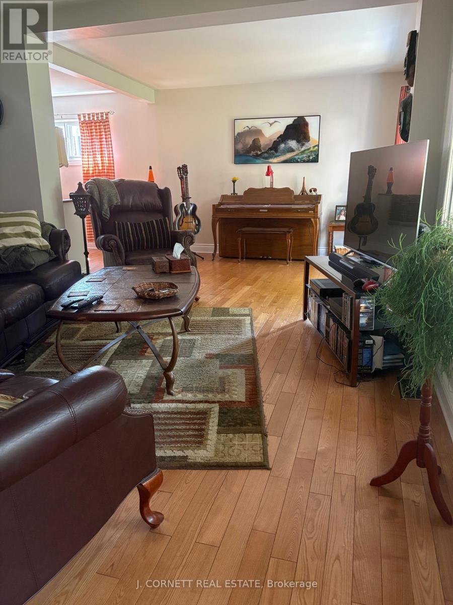 1004 Pescod Street, Cornwall, Ontario  K6J 2J9 - Photo 4 - X12044481