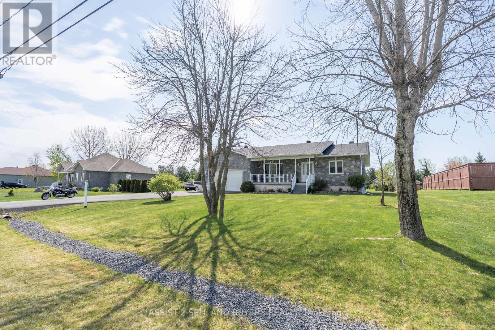 18267 Samuel Drive S, South Glengarry, Ontario  K6H 7J1 - Photo 37 - X12186255