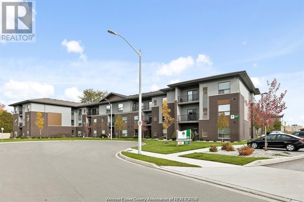 5840 NEWMAN BOULEVARD Unit# 311, LaSalle, Ontario