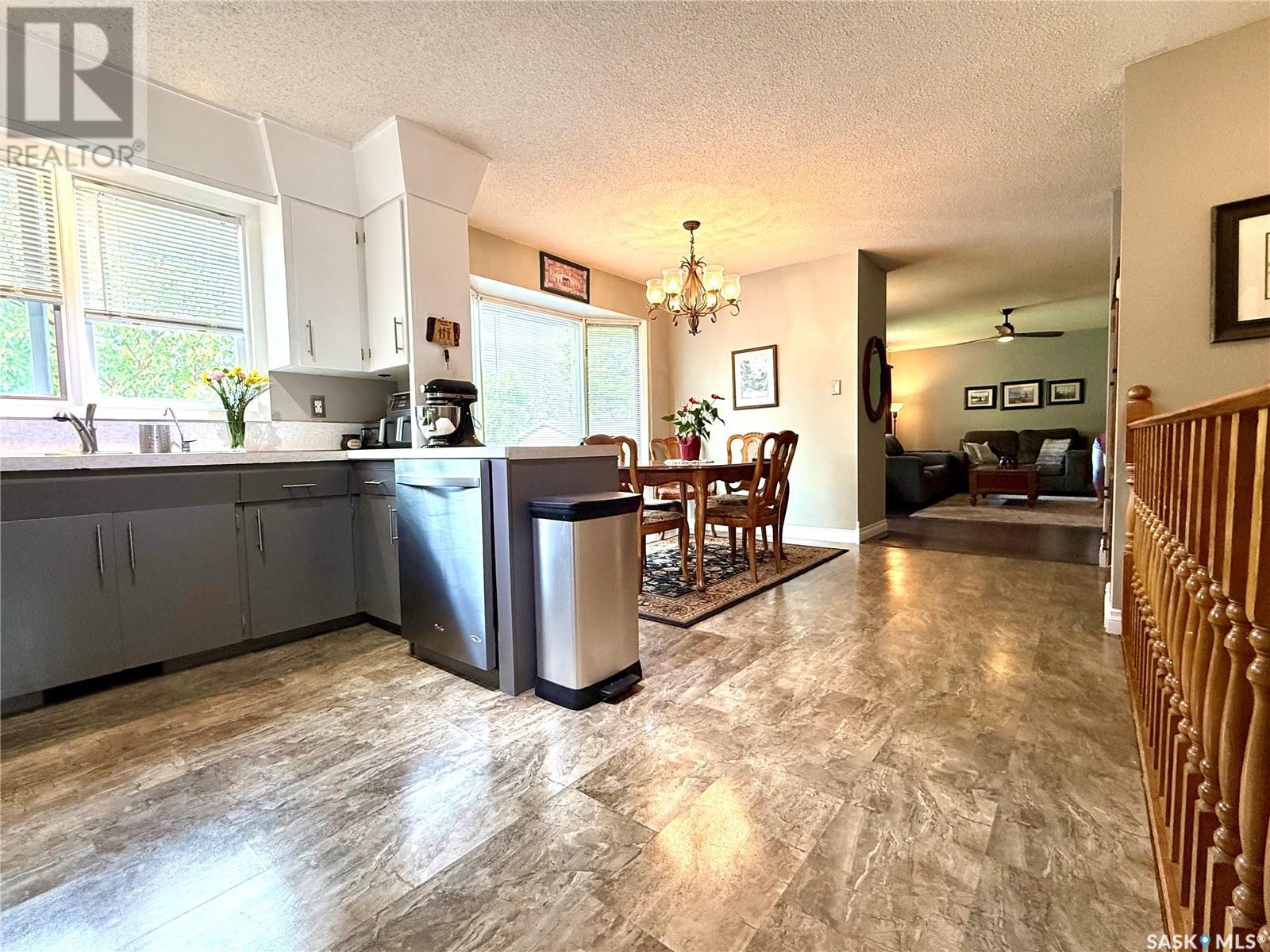 512 Riverview Road, Yorkton, Saskatchewan  S3N 2X9 - Photo 5 - SK009137