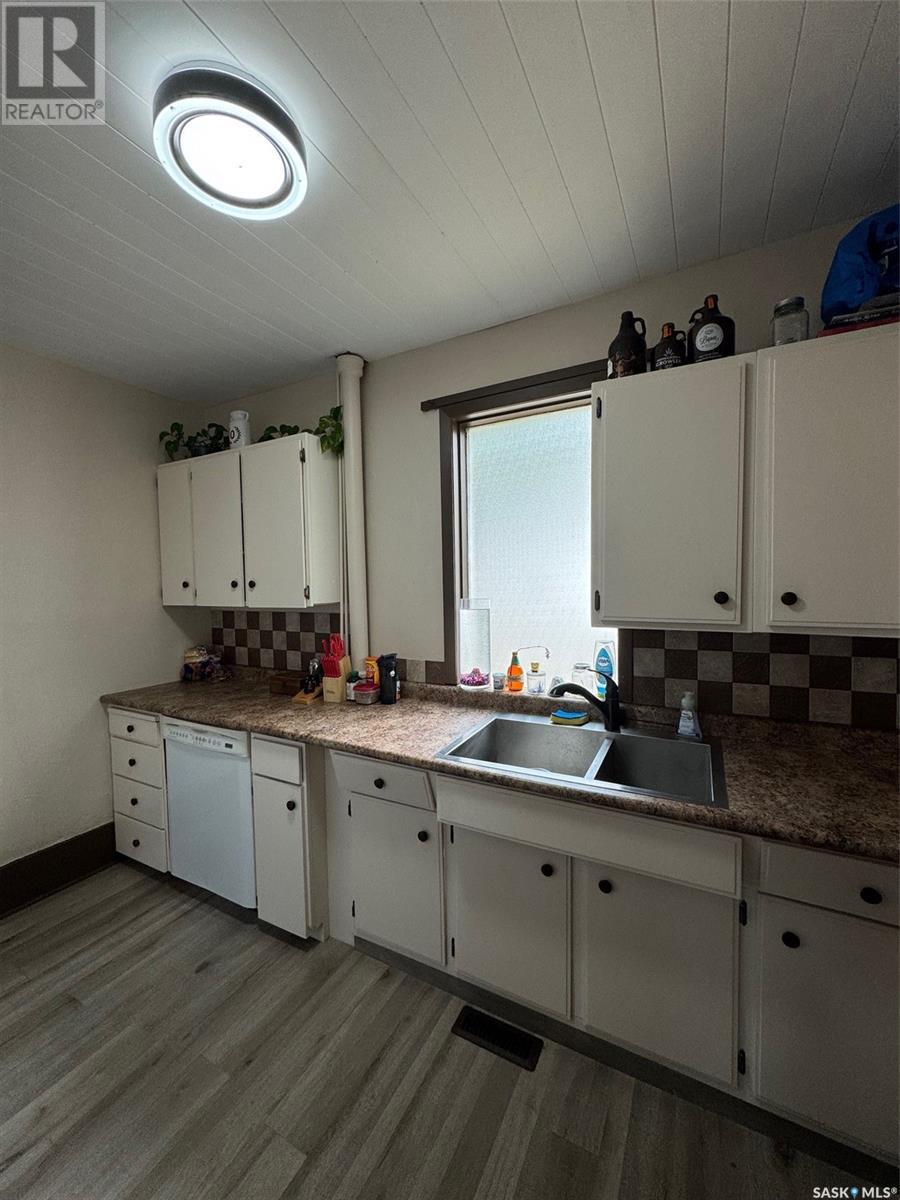 971 108th Street, North Battleford, Saskatchewan  S9A 2A7 - Photo 6 - SK009126