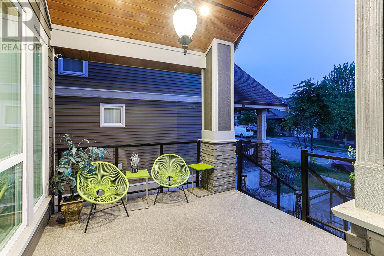 3399 Derbyshire Avenue, Coquitlam, British Columbia  V3E 0G3 - Photo 2 - R3013704