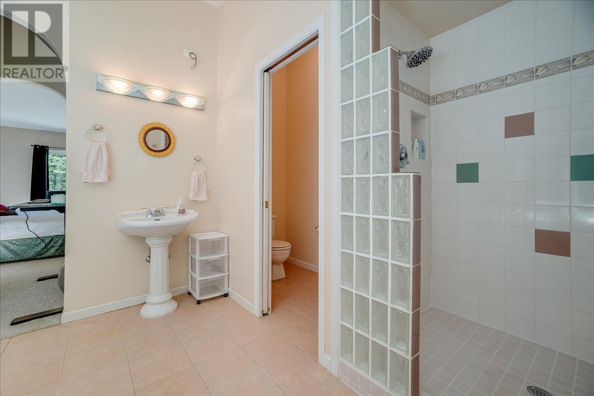 4399 Bird Creek Road, Nelson, British Columbia  V1L 6X2 - Photo 28 - 10350408