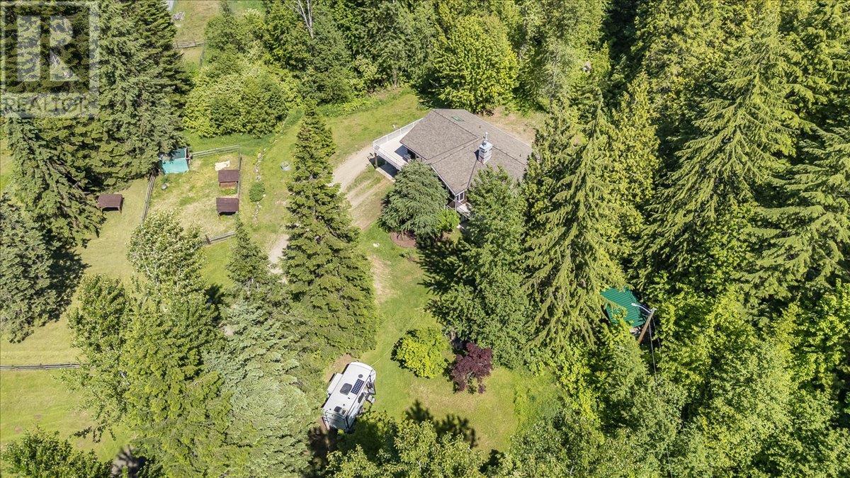 4399 Bird Creek Road, Nelson, British Columbia  V1L 6X2 - Photo 6 - 10350408