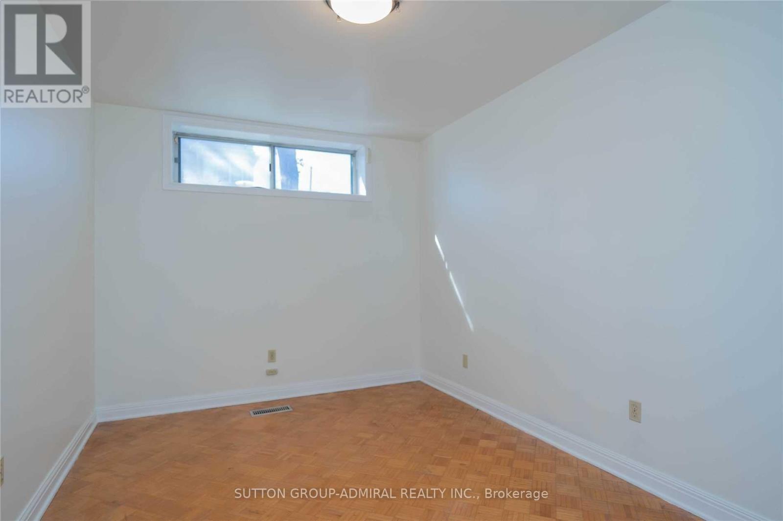 65 Regina Avenue, Toronto, Ontario  M6A 1R4 - Photo 16 - C12185813