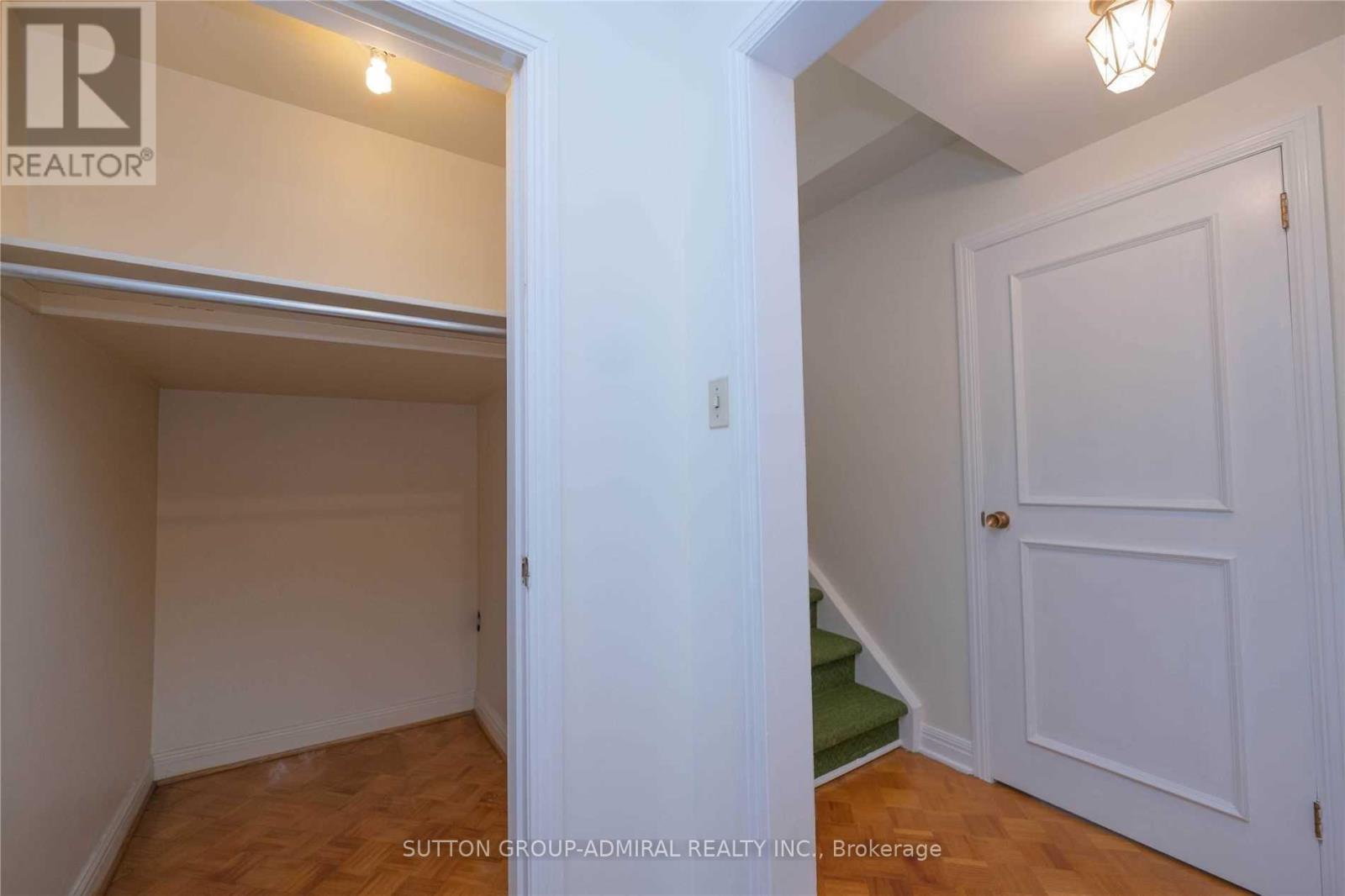 65 Regina Avenue, Toronto, Ontario  M6A 1R4 - Photo 5 - C12185813