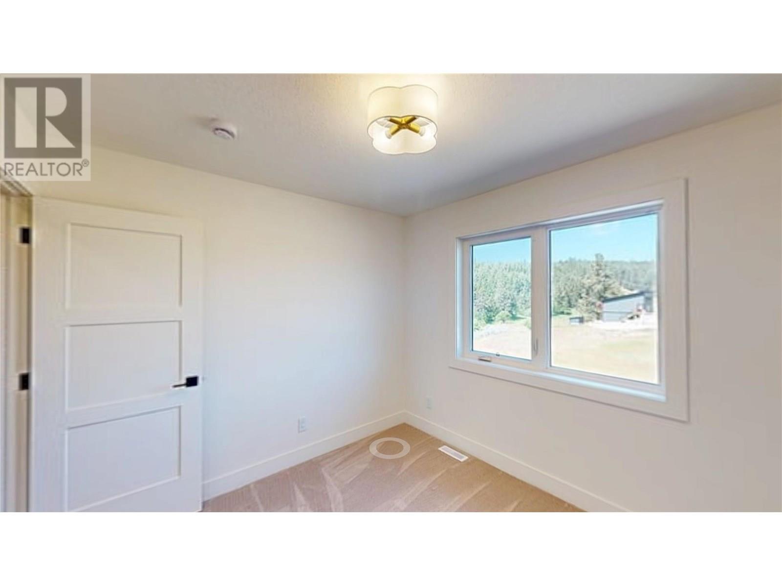 31 Laurier Avenue, Wardner, British Columbia  V0B 2J0 - Photo 28 - 10351639