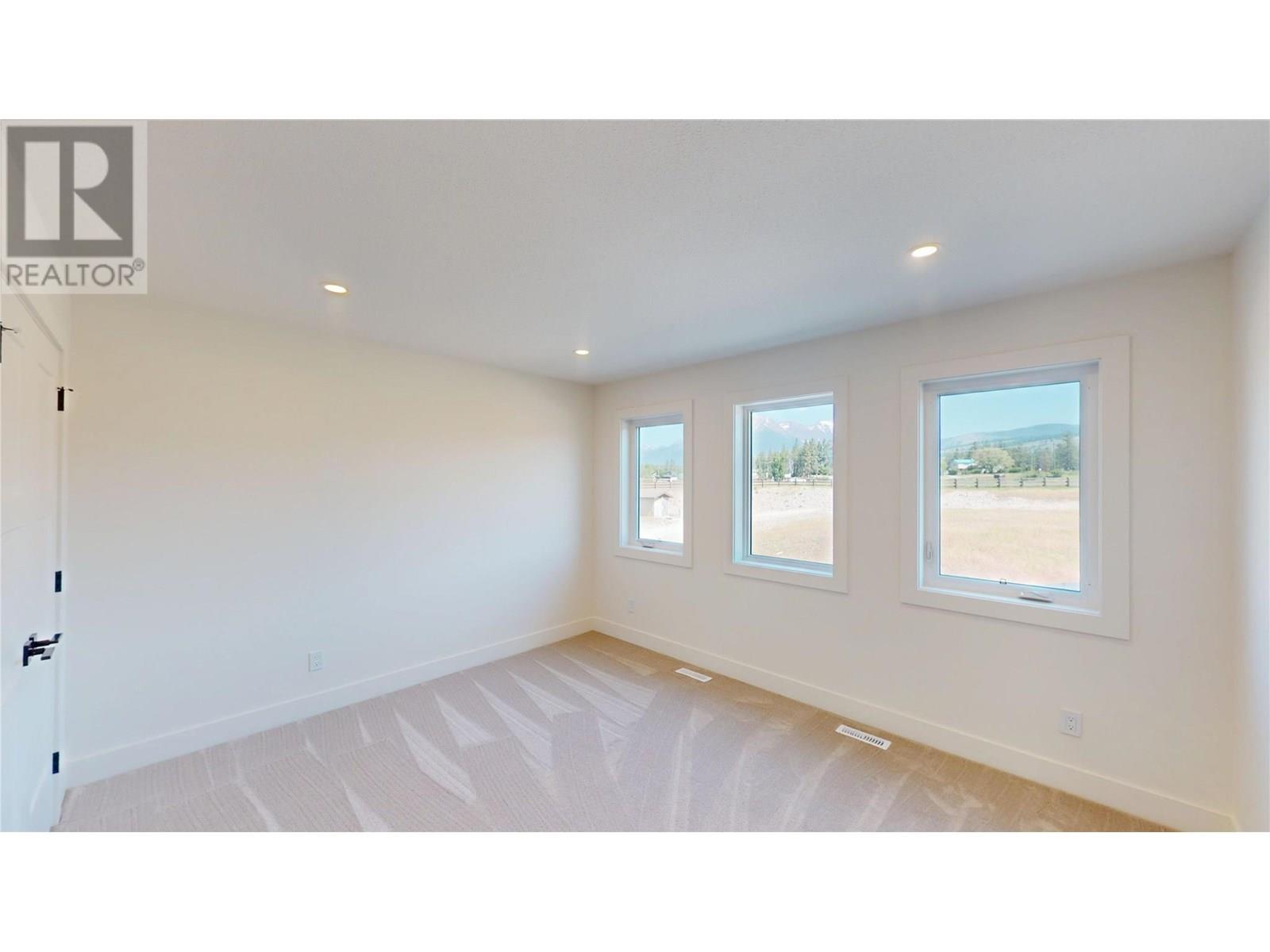31 Laurier Avenue, Wardner, British Columbia  V0B 2J0 - Photo 32 - 10351639
