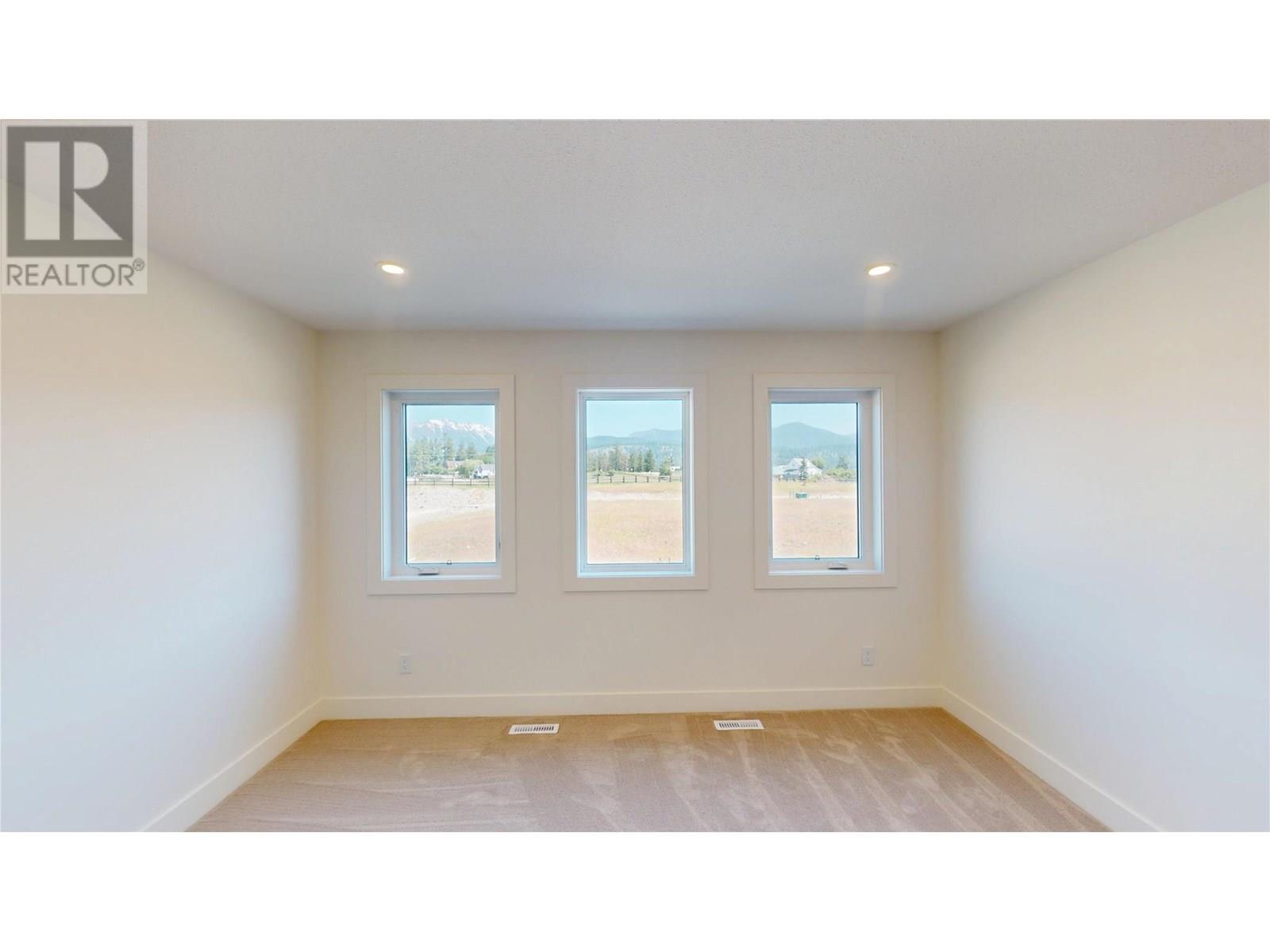 31 Laurier Avenue, Wardner, British Columbia  V0B 2J0 - Photo 33 - 10351639