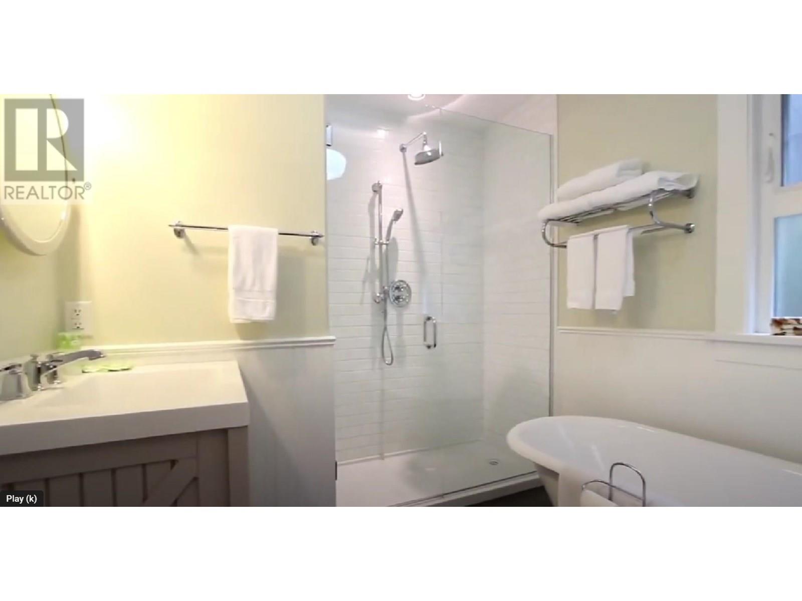 1023 Lawrence Avenue, Kelowna, British Columbia  V1Y 6M3 - Photo 10 - 10350639