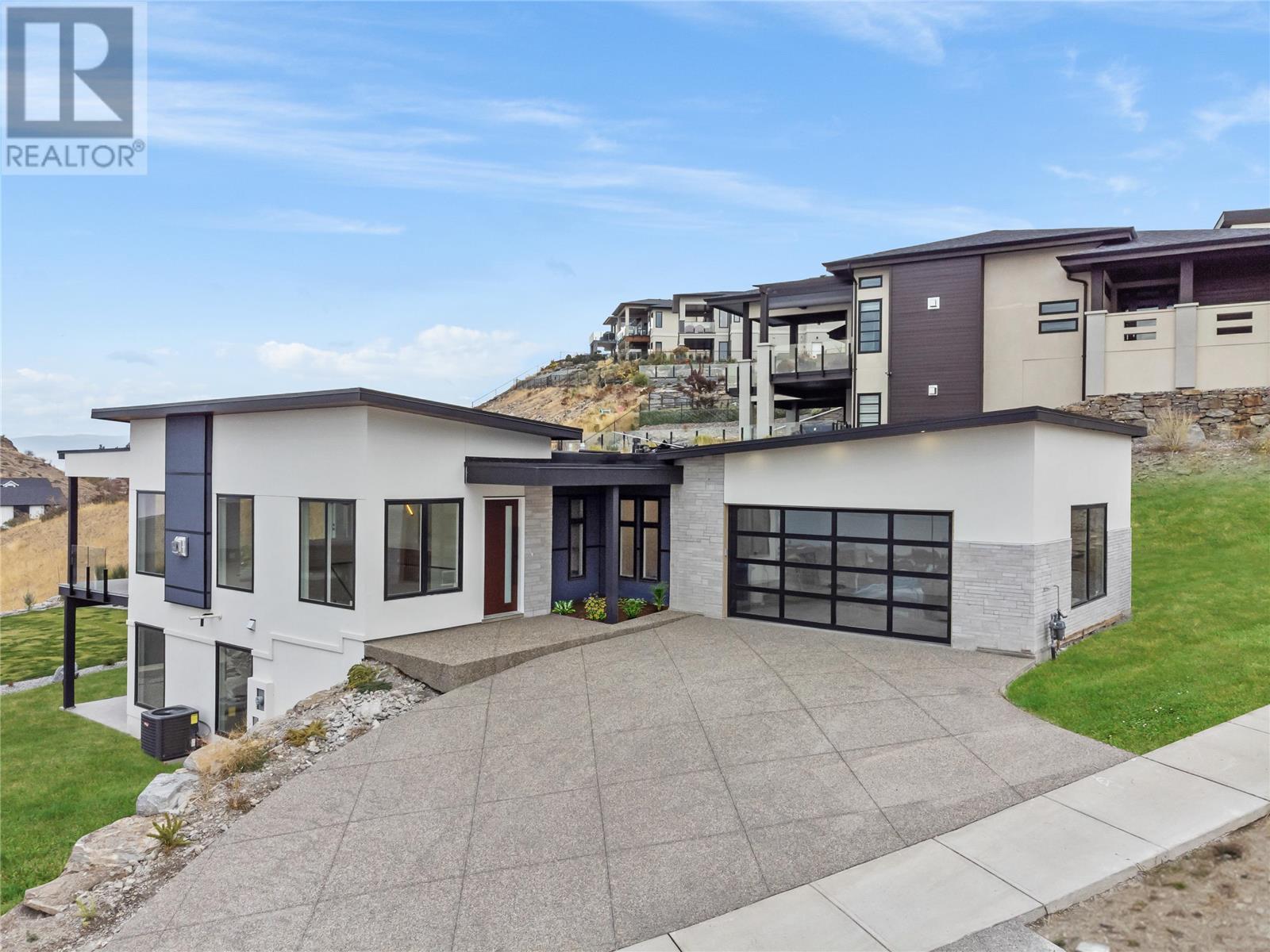 402 Trestle Ridge Drive, Kelowna, British Columbia
