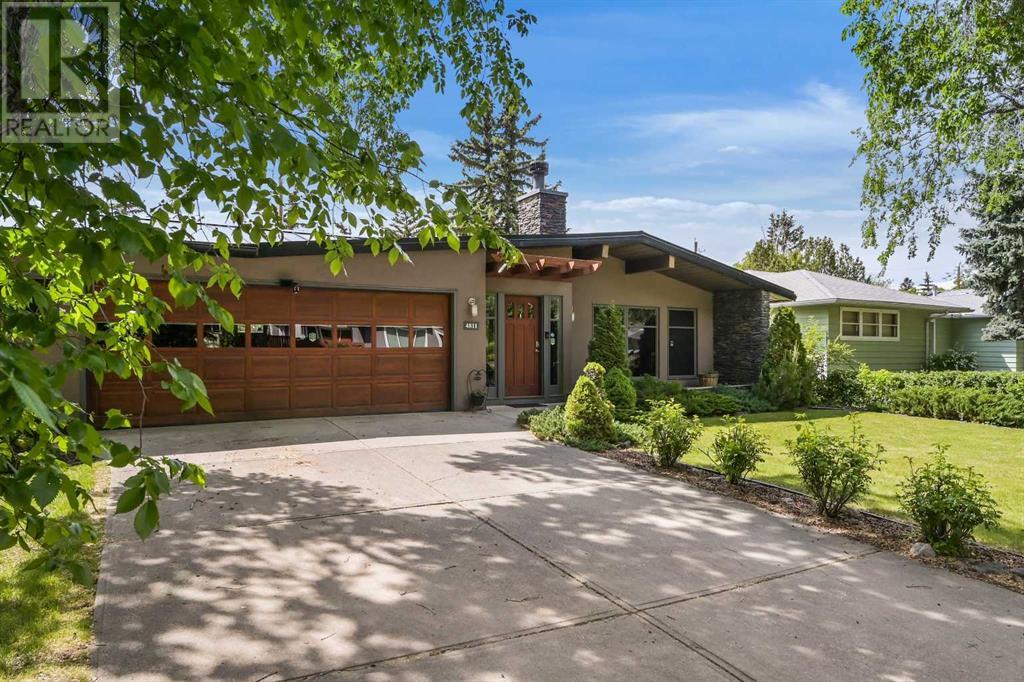 Property at 4811 15 Street SW image 2