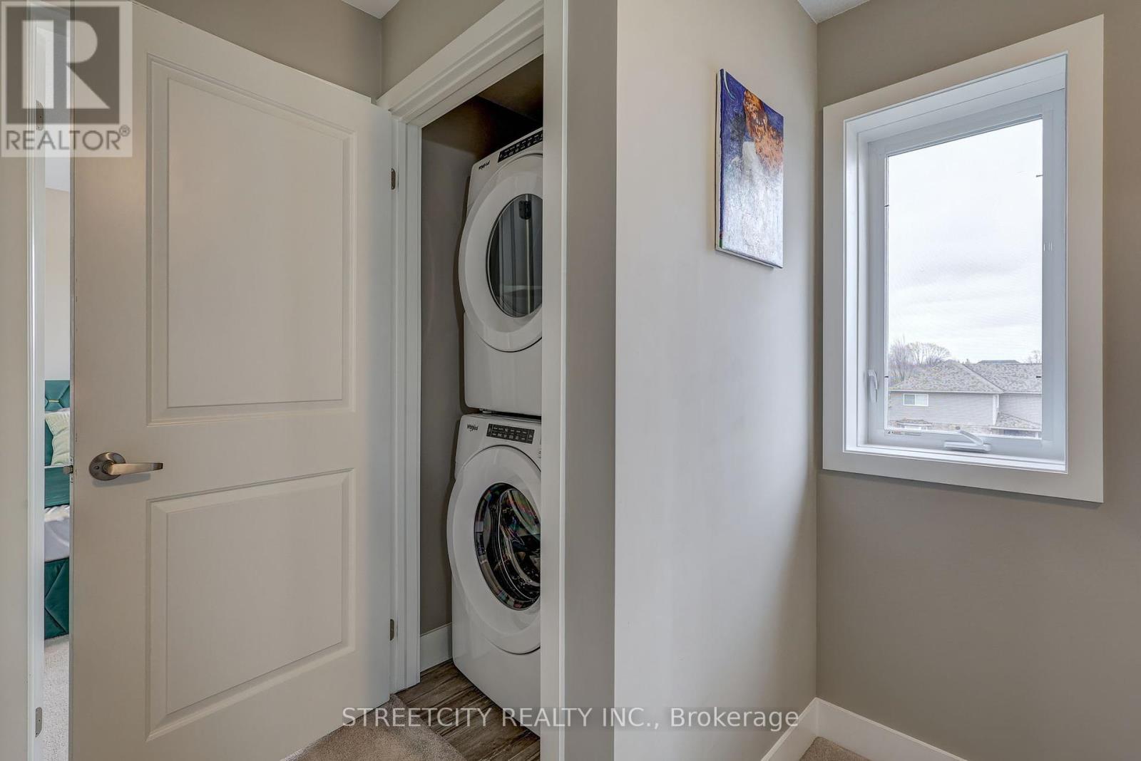 1 - 2070 Meadowgate Boulevard, London South (South U), Ontario  N6M 0H5 - Photo 22 - X12213479