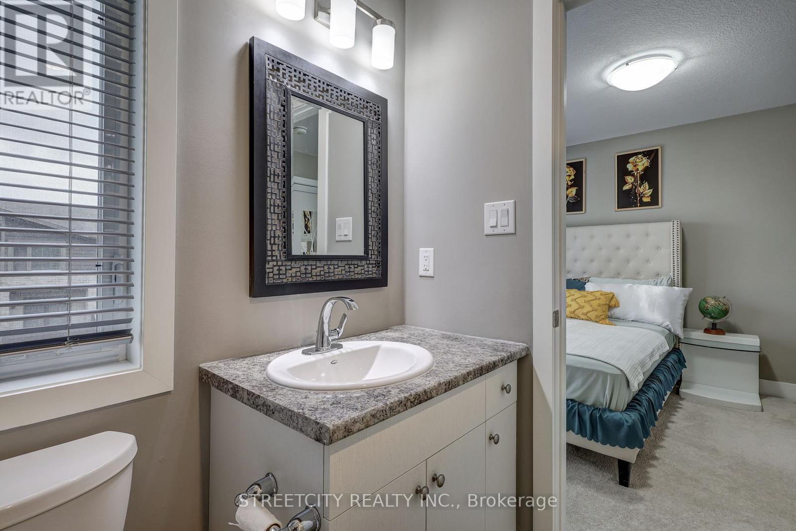 1 - 2070 Meadowgate Boulevard, London South (South U), Ontario  N6M 0H5 - Photo 34 - X12213479