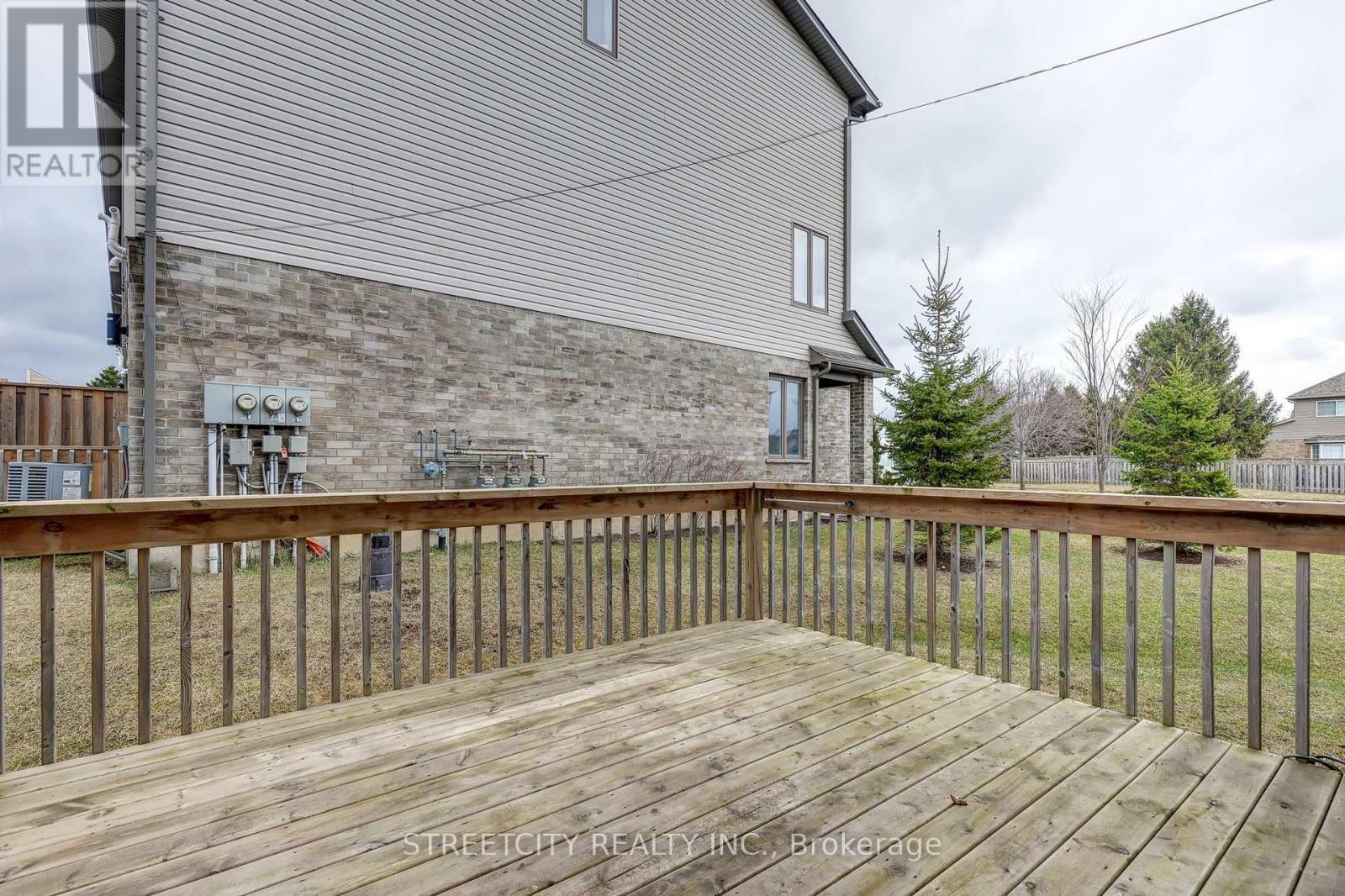 1 - 2070 Meadowgate Boulevard, London South (South U), Ontario  N6M 0H5 - Photo 41 - X12213479