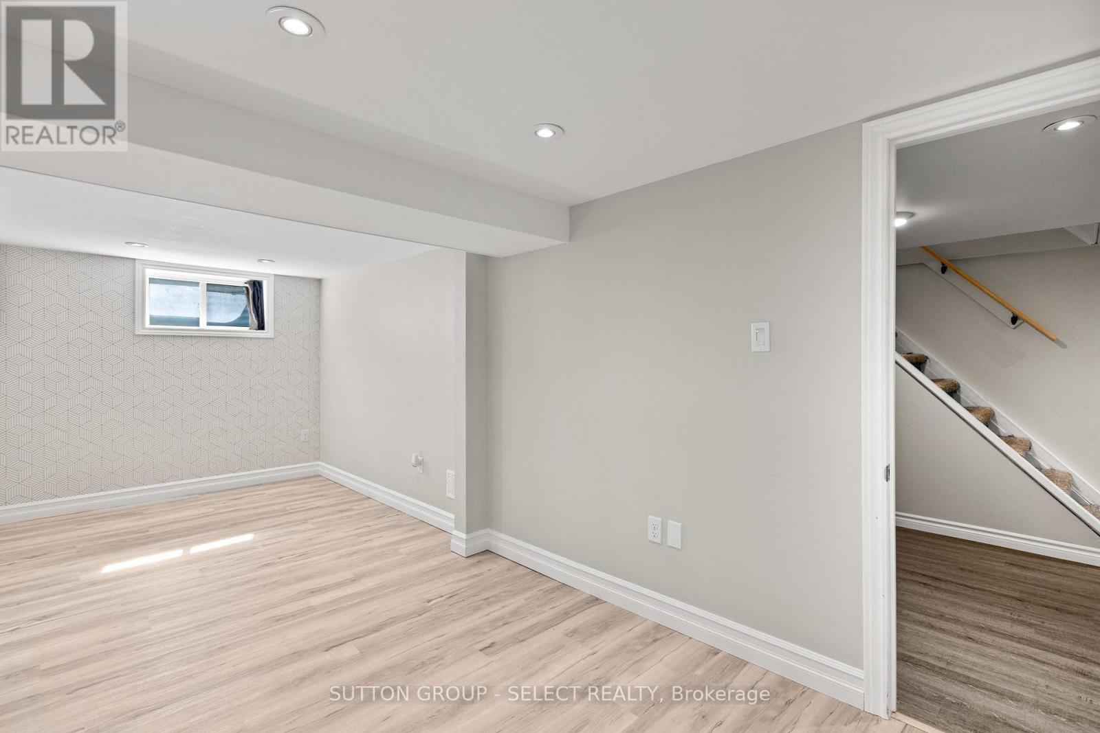 154 Foster Avenue, London North (North N), Ontario  N6H 2L1 - Photo 39 - X12213507