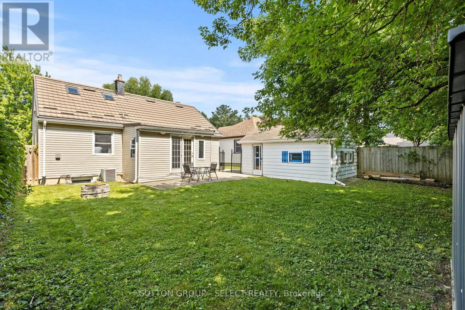 154 Foster Avenue, London North (North N), Ontario  N6H 2L1 - Photo 46 - X12213507