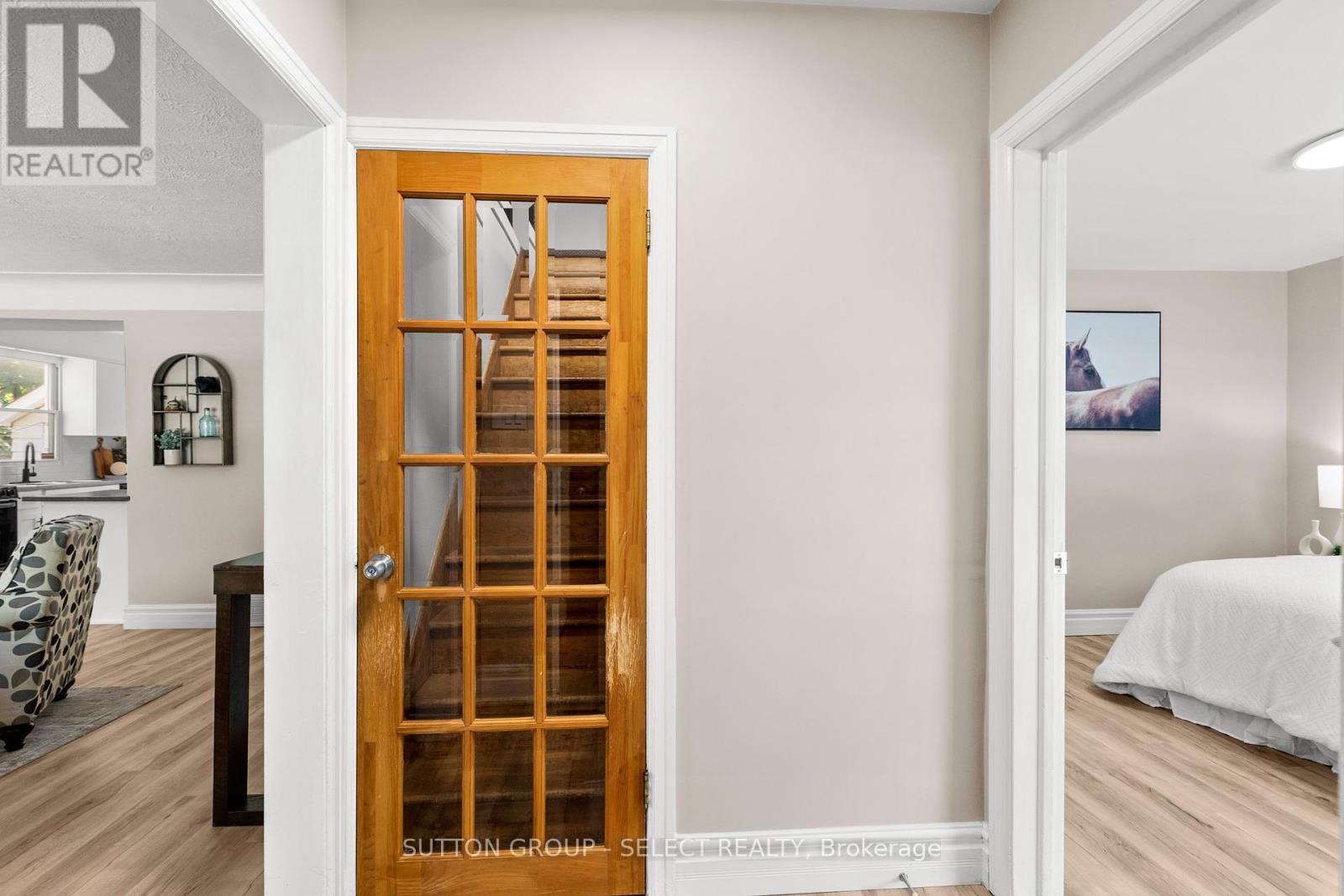 154 Foster Avenue, London North (North N), Ontario  N6H 2L1 - Photo 6 - X12213507