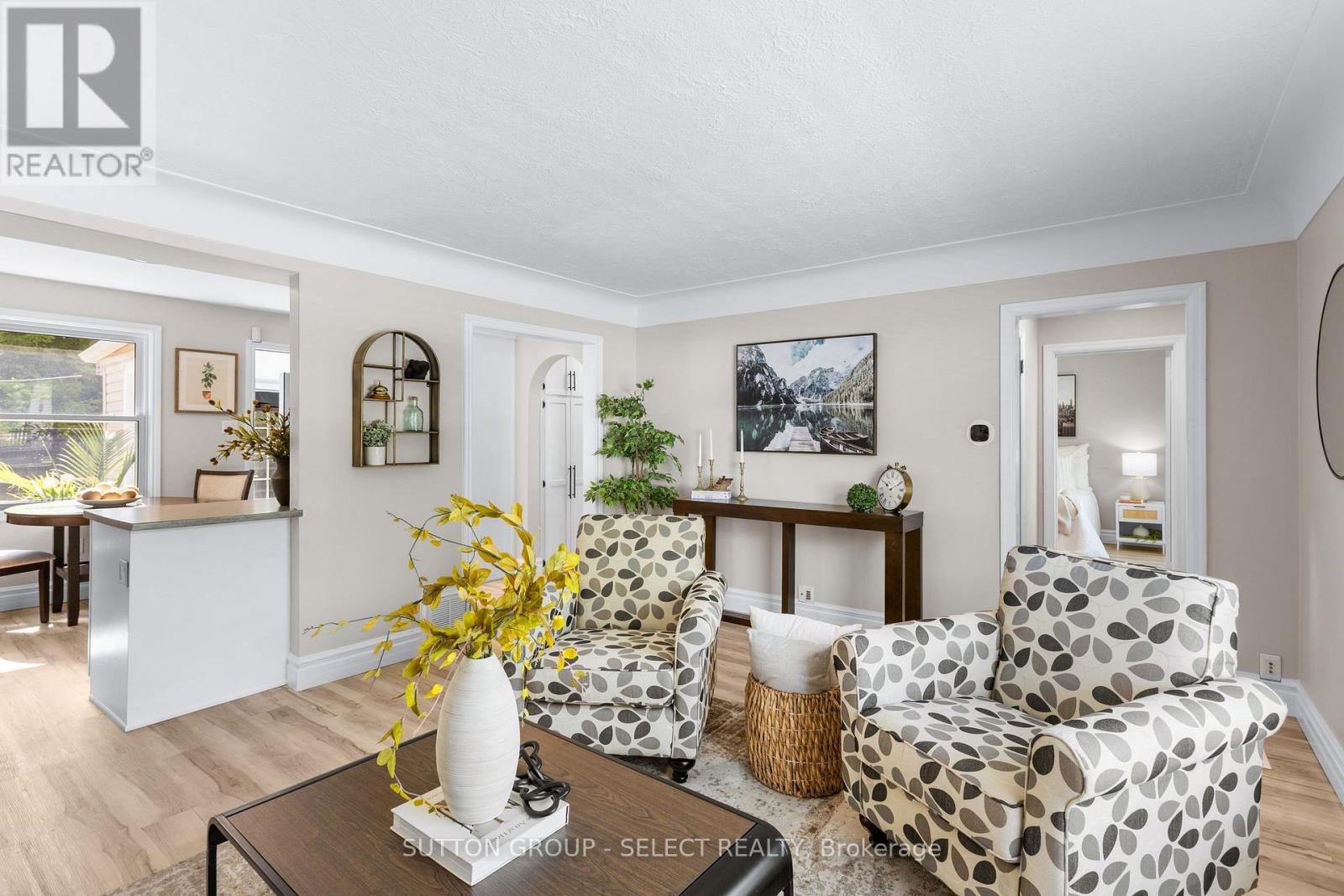 154 Foster Avenue, London North (North N), Ontario  N6H 2L1 - Photo 7 - X12213507