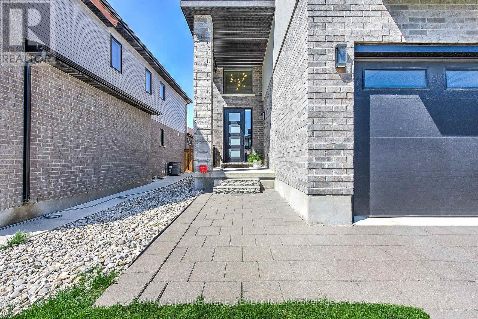Photo 6 of 50 for 1794 Brunson Way