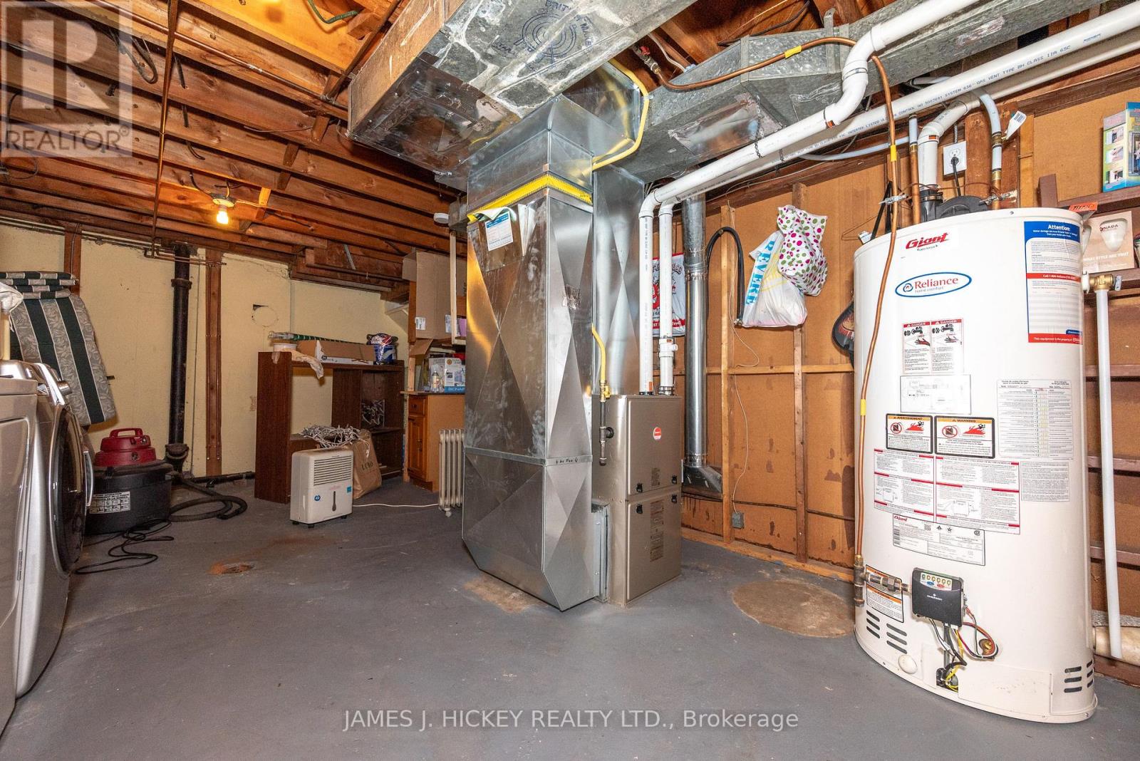 100 Algonquin Street, Deep River, Ontario  K0J 1P0 - Photo 27 - X12213567