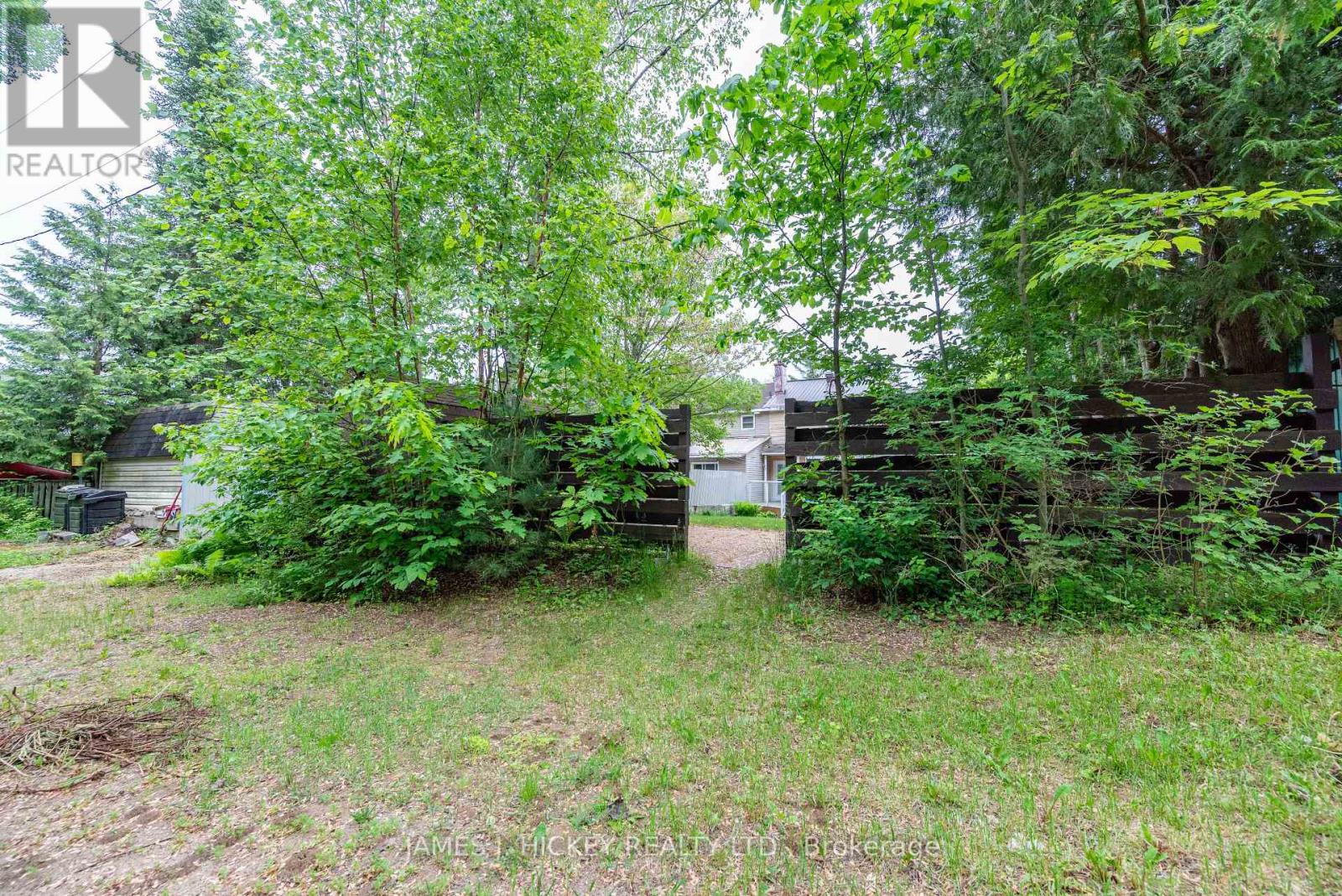 100 Algonquin Street, Deep River, Ontario  K0J 1P0 - Photo 33 - X12213567