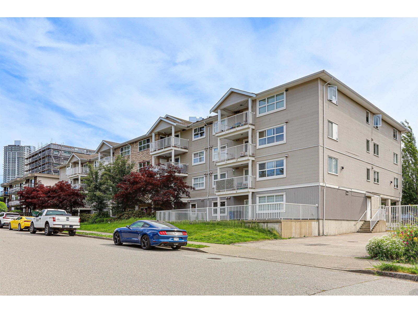 205 13550 Hilton Road, Surrey, British Columbia  V3R 5J4 - Photo 2 - R3014248