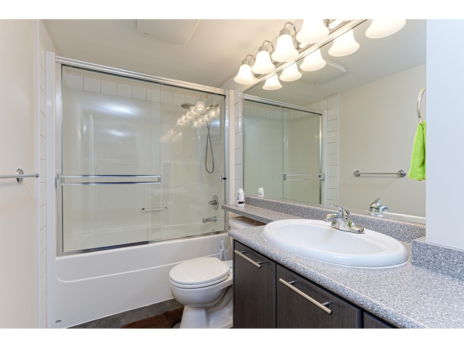 205 13550 Hilton Road, Surrey, British Columbia  V3R 5J4 - Photo 17 - R3014248