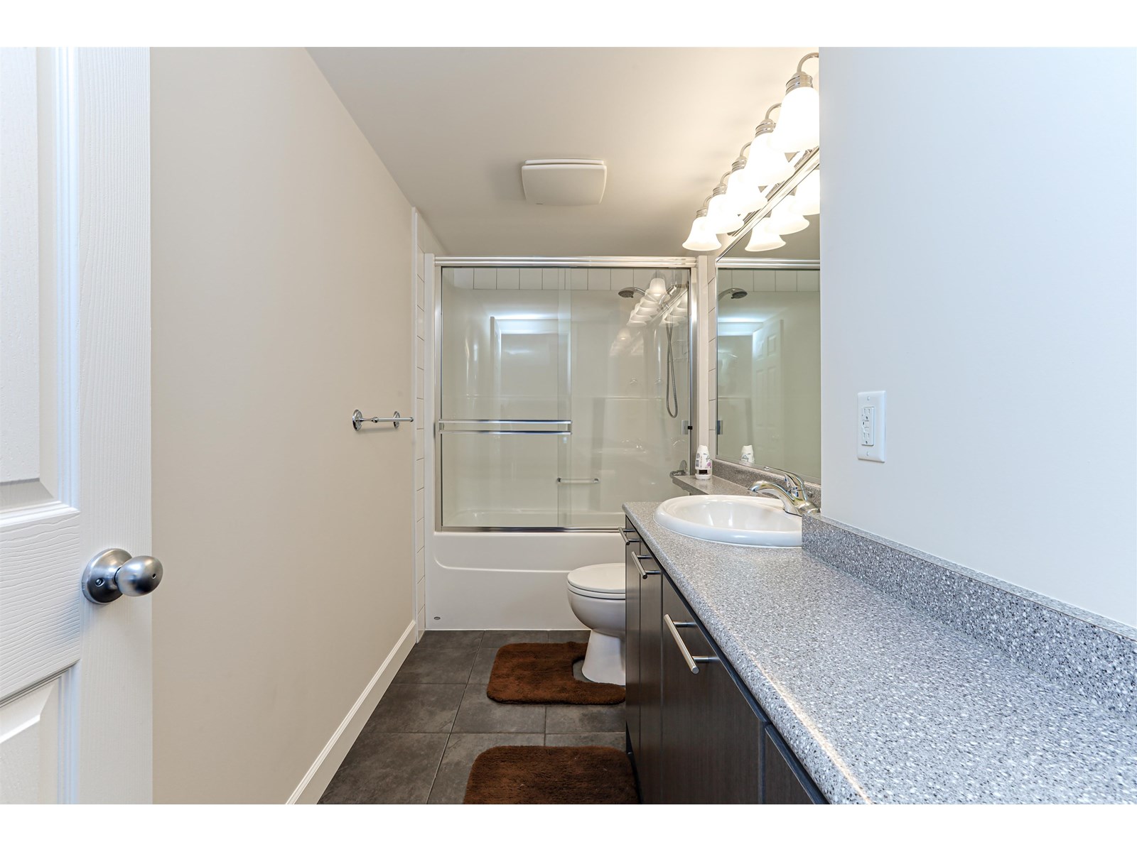 205 13550 Hilton Road, Surrey, British Columbia  V3R 5J4 - Photo 18 - R3014248