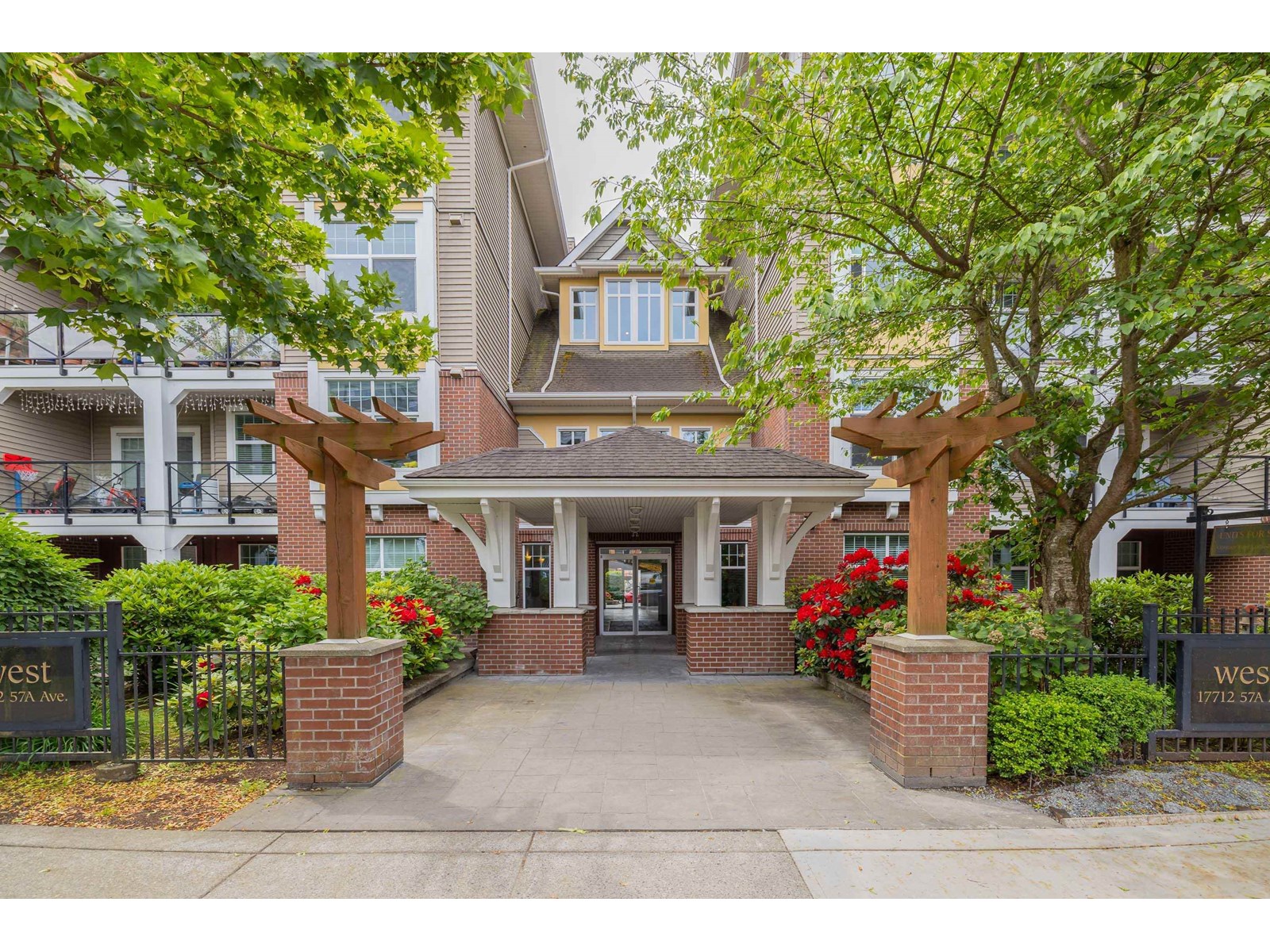 111 17712 57a Avenue, Surrey, British Columbia  V3S 1J1 - Photo 35 - R3013491