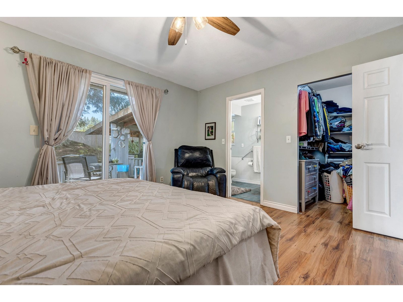 8091 Knight Avenue, Mission, British Columbia  V2V 5Y4 - Photo 17 - R3013241