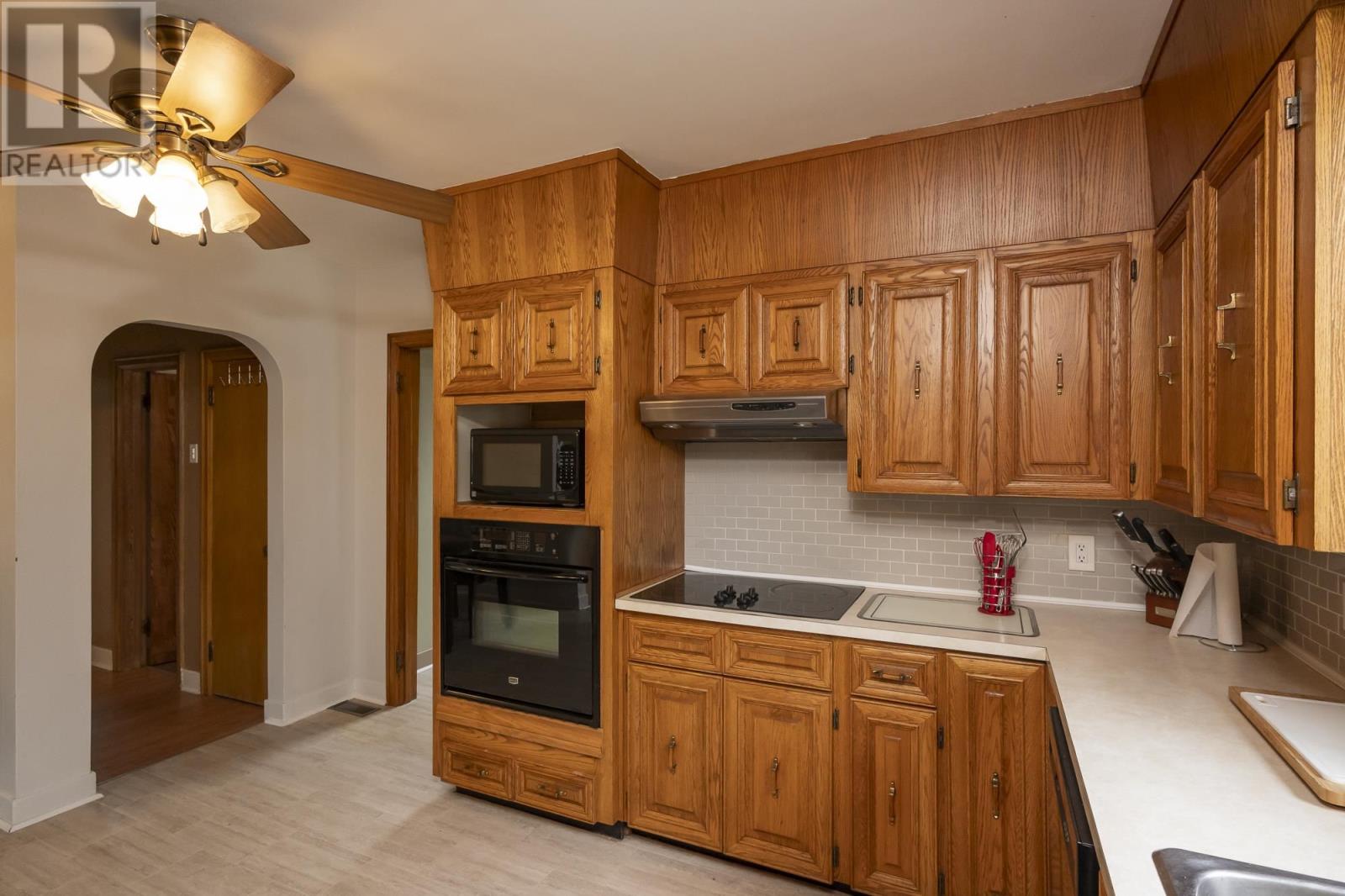 720 Northern Ave, Thunder Bay, Ontario  P7C 2V9 - Photo 10 - TB251636