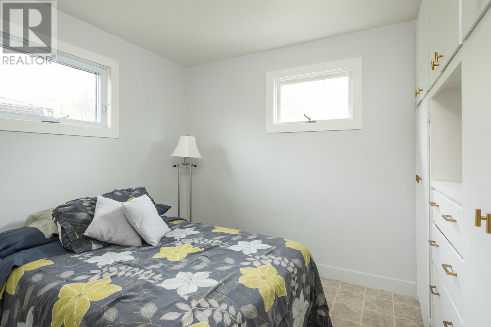 720 Northern Ave, Thunder Bay, Ontario  P7C 2V9 - Photo 15 - TB251636