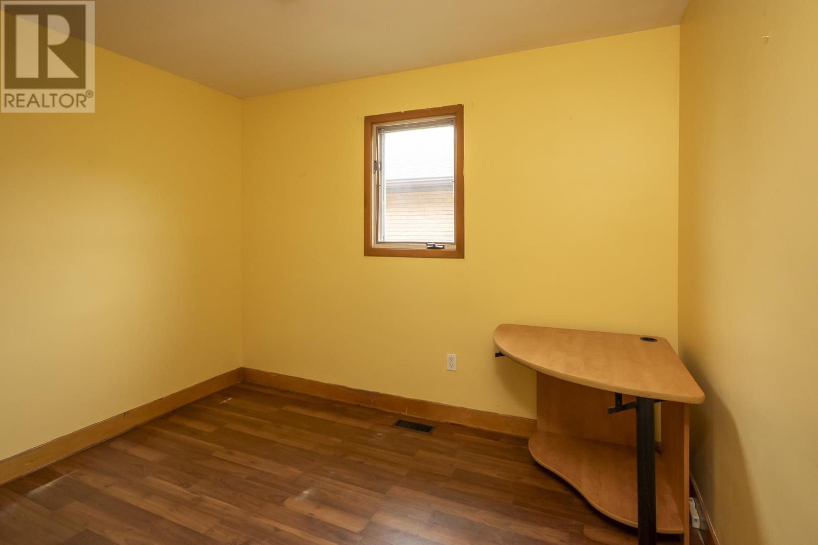720 Northern Ave, Thunder Bay, Ontario  P7C 2V9 - Photo 17 - TB251636