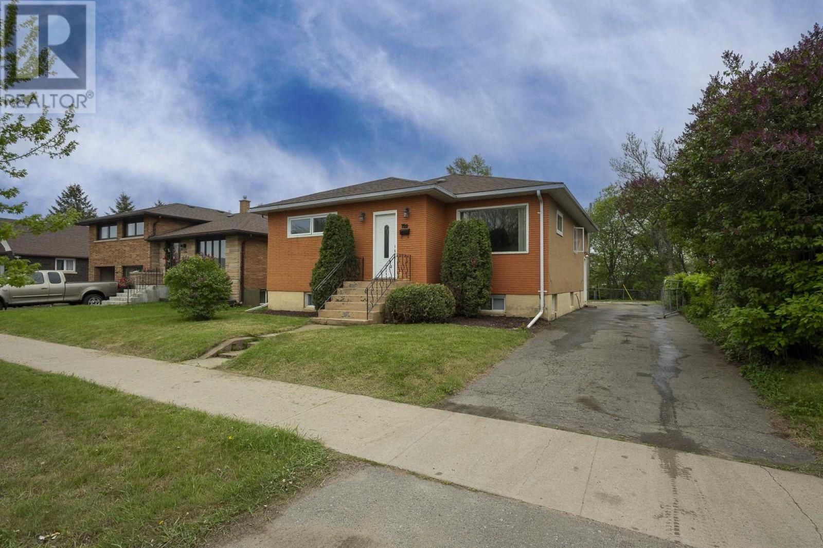 720 Northern Ave, Thunder Bay, Ontario  P7C 2V9 - Photo 45 - TB251636