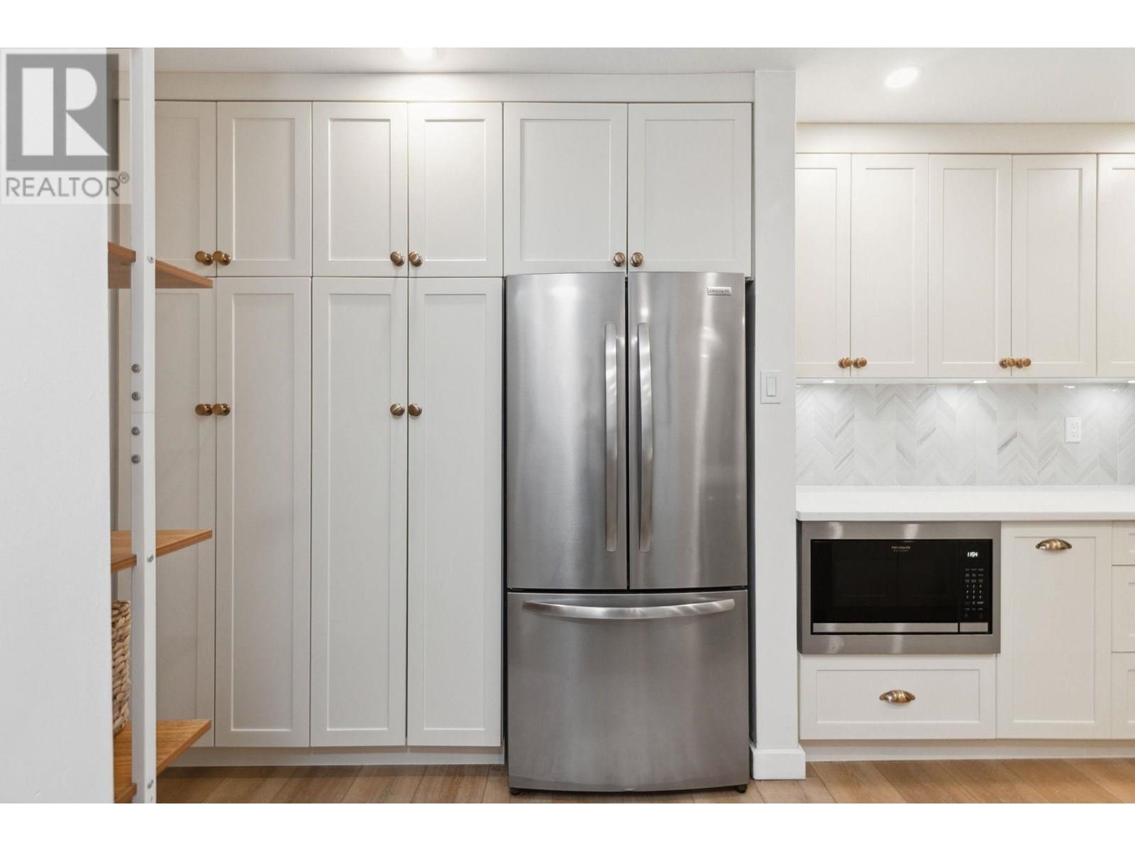 16 2375 W Broadway, Vancouver, British Columbia  V6K 2E6 - Photo 5 - R3014256