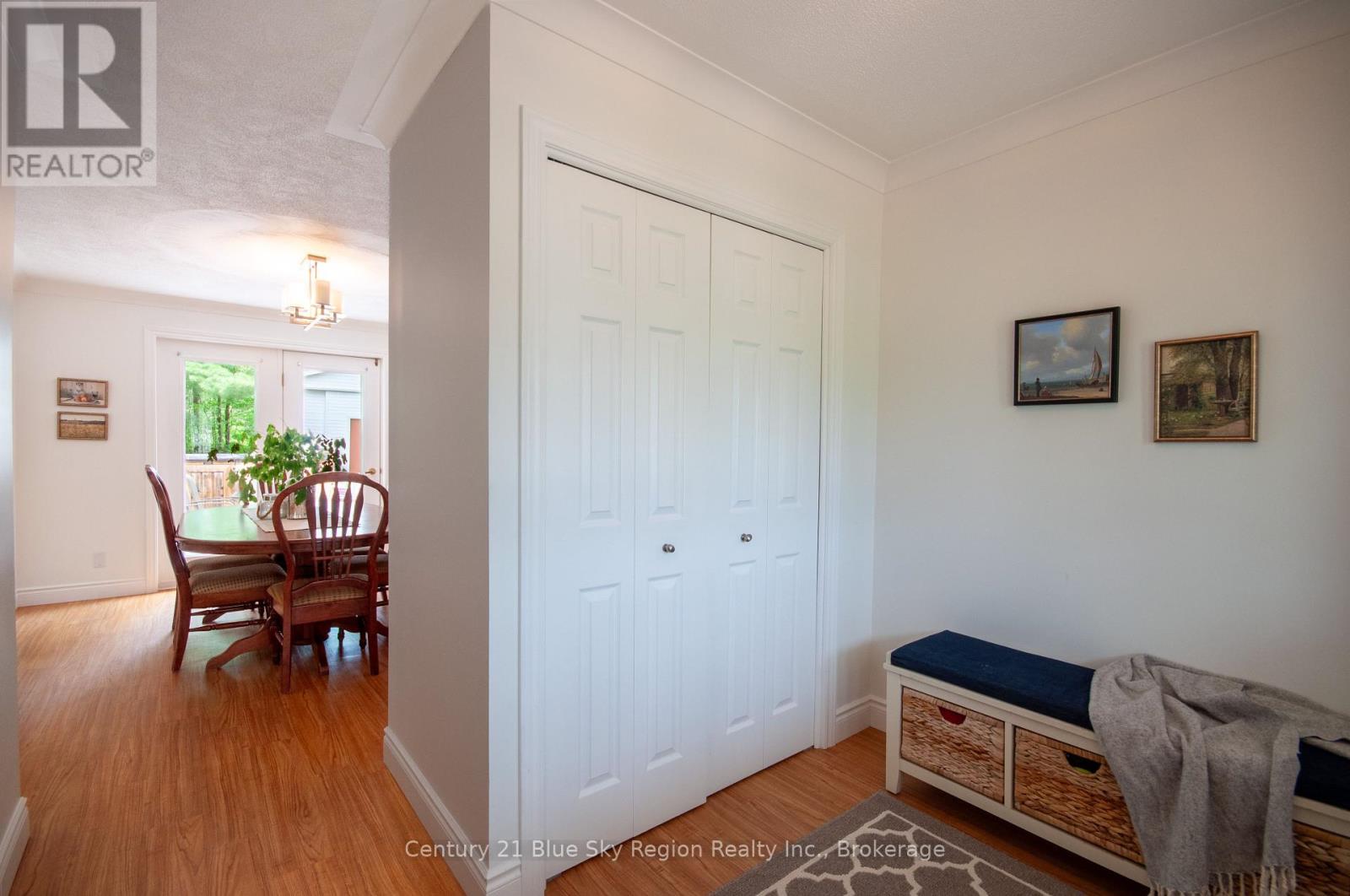 161 Carlo Crescent, North Bay, Ontario  P1B 8A9 - Photo 4 - X12213476