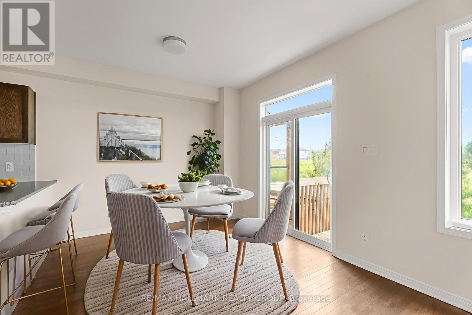 521 Radiant Private, Ottawa, Ontario  K2M 0M9 - Photo 14 - X12209196
