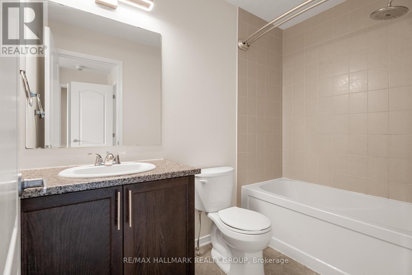 521 Radiant Private, Ottawa, Ontario  K2M 0M9 - Photo 22 - X12209196