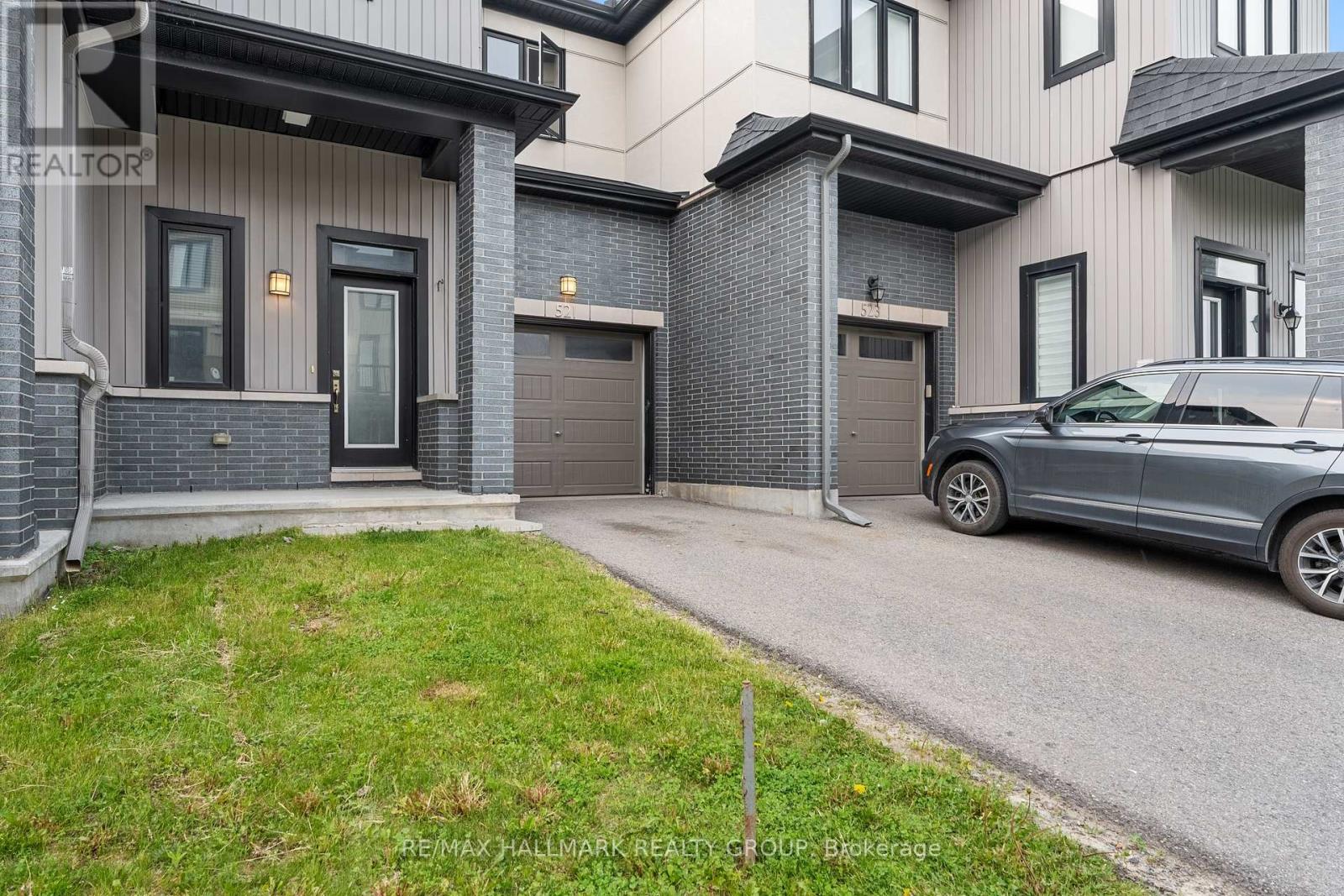 521 Radiant Private, Ottawa, Ontario  K2M 0M9 - Photo 5 - X12209196