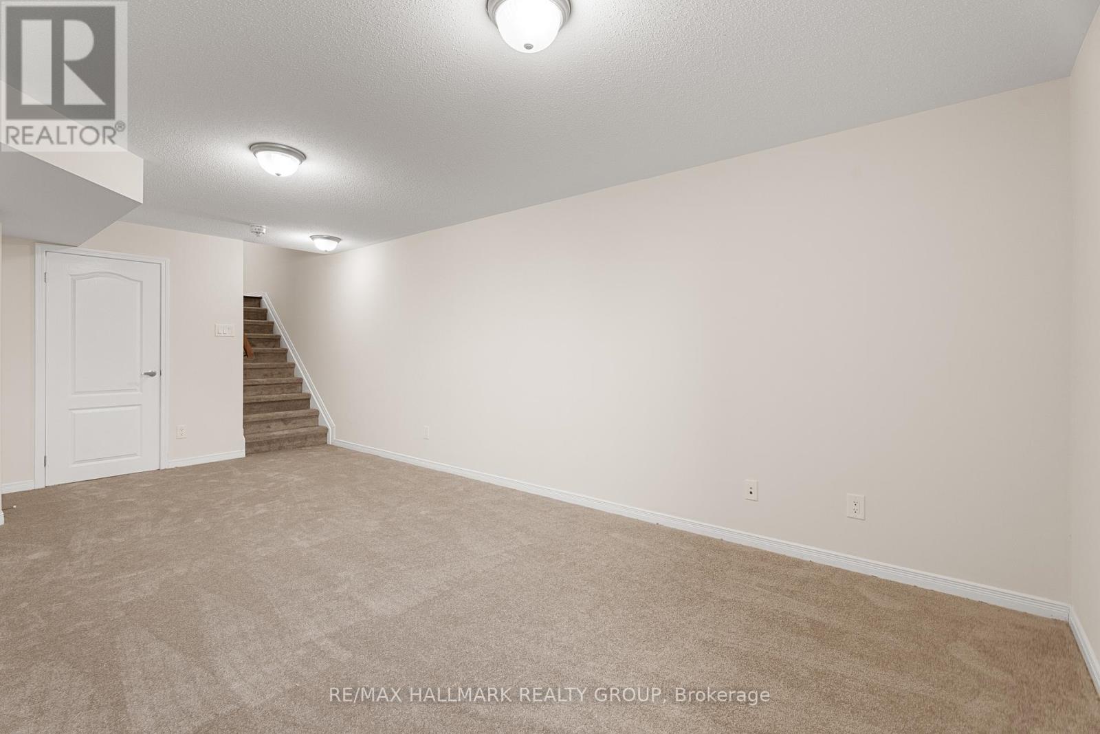 521 Radiant Private, Ottawa, Ontario  K2M 0M9 - Photo 29 - X12209196