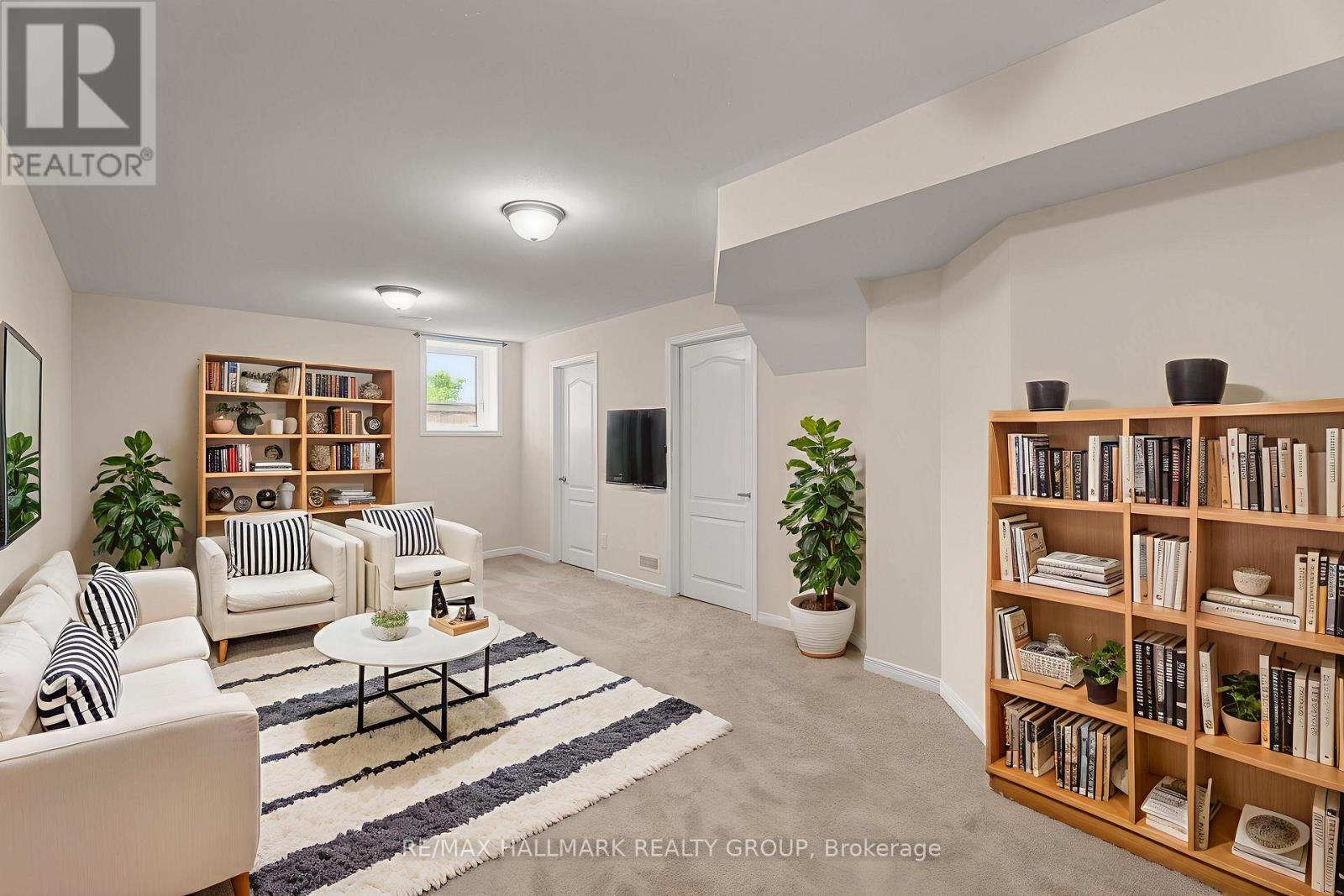 521 Radiant Private, Ottawa, Ontario  K2M 0M9 - Photo 30 - X12209196
