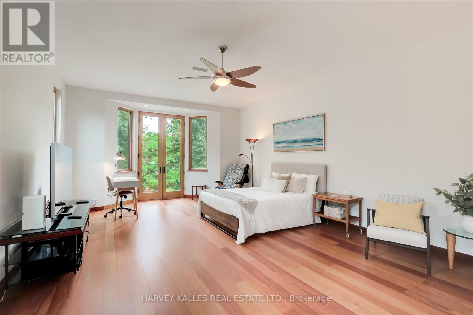 89 Kingsway Crescent, Toronto, Ontario  M8X 2R8 - Photo 33 - W12049040