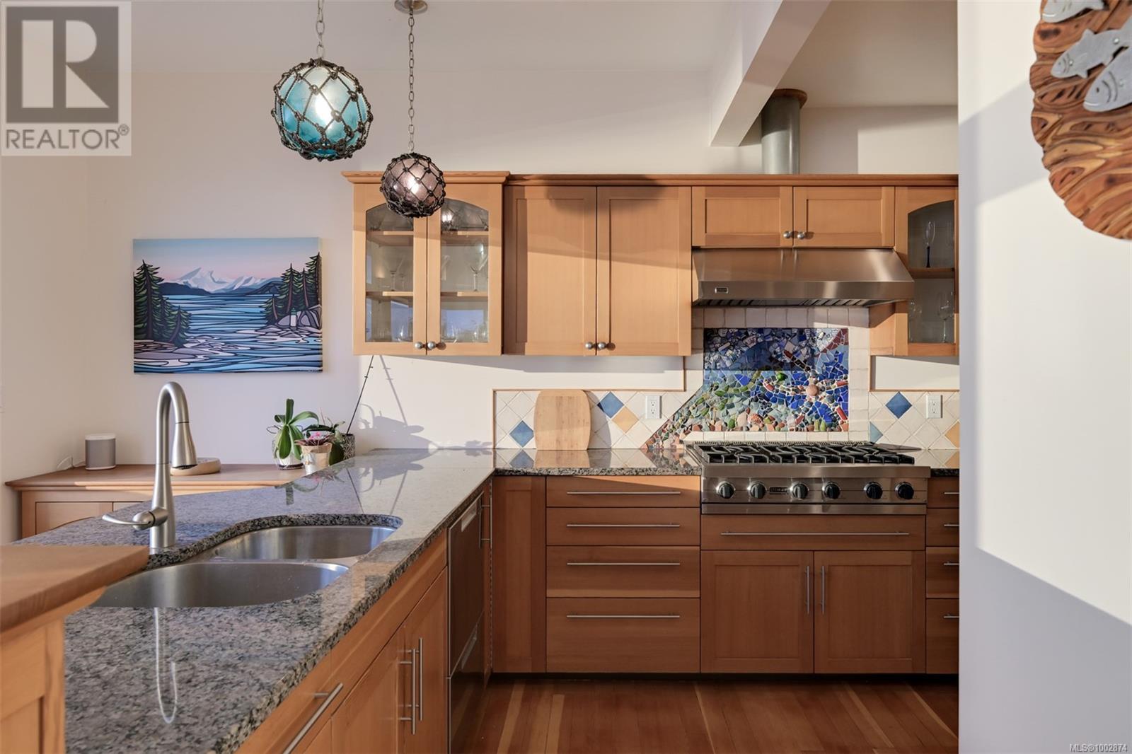 4971 Cordova Bay Rd, Saanich, British Columbia  V8Y 2K1 - Photo 24 - 1002874