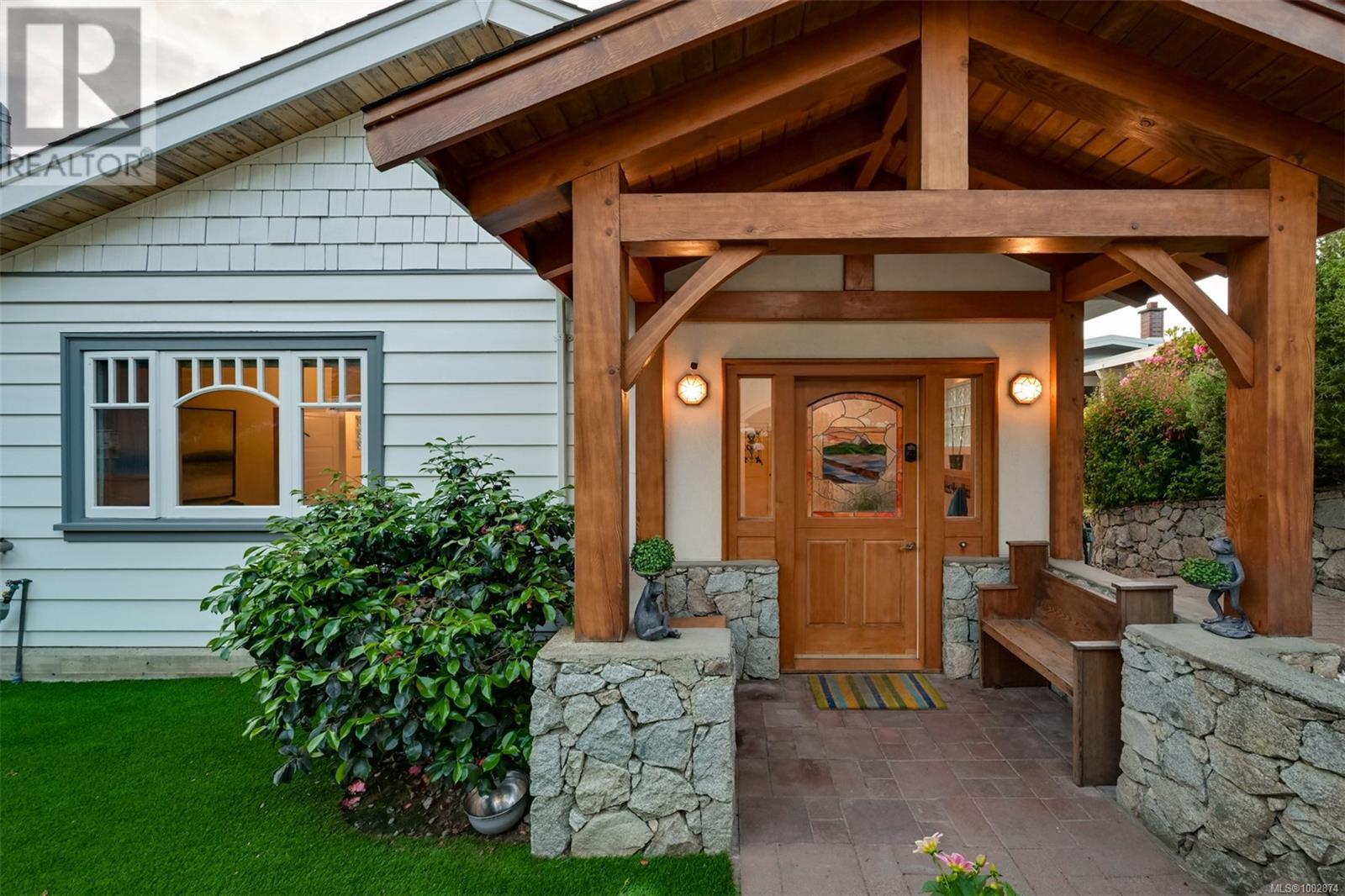 4971 Cordova Bay Rd, Saanich, British Columbia  V8Y 2K1 - Photo 7 - 1002874