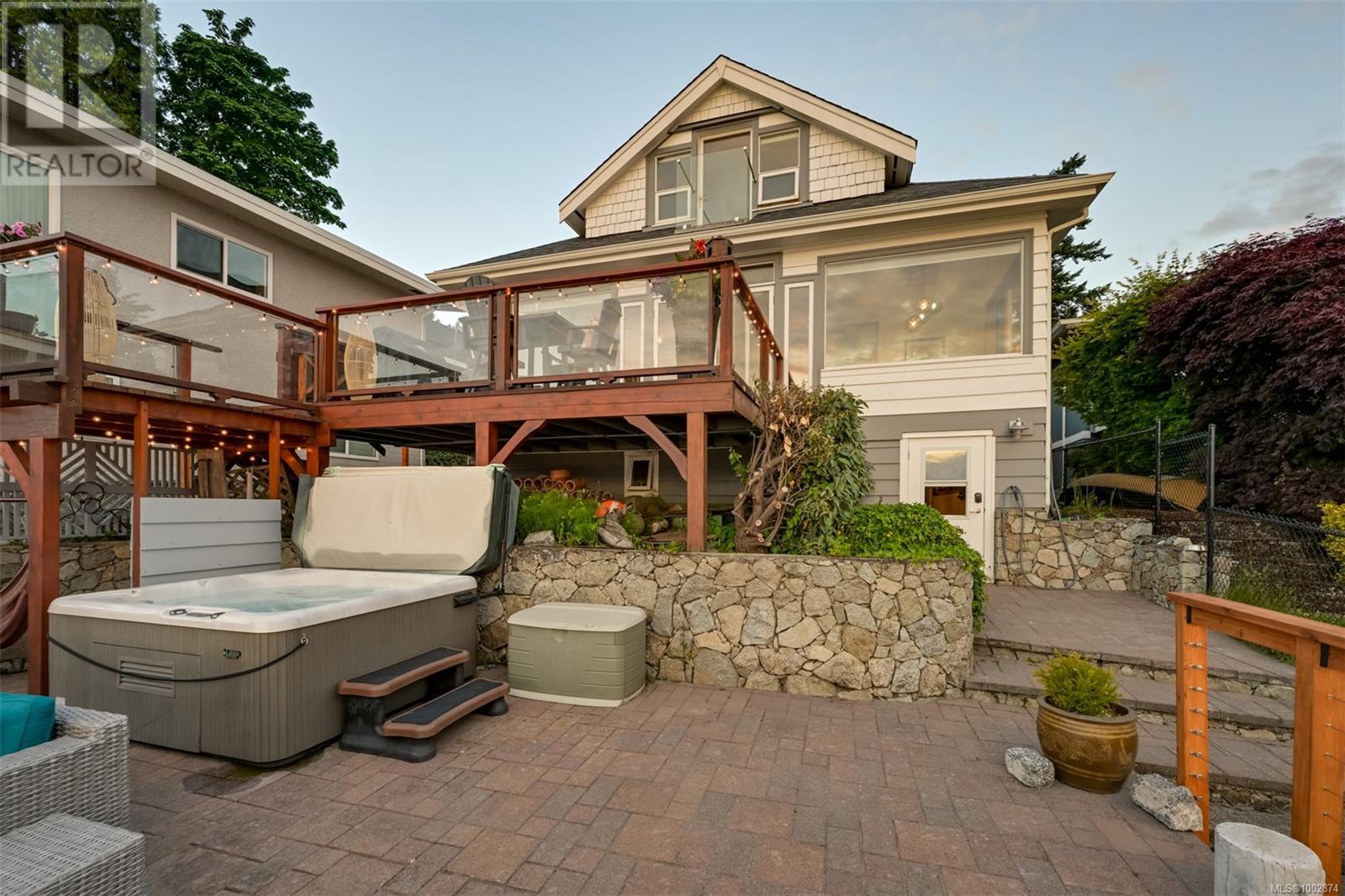 4971 Cordova Bay Rd, Saanich, British Columbia  V8Y 2K1 - Photo 18 - 1002874