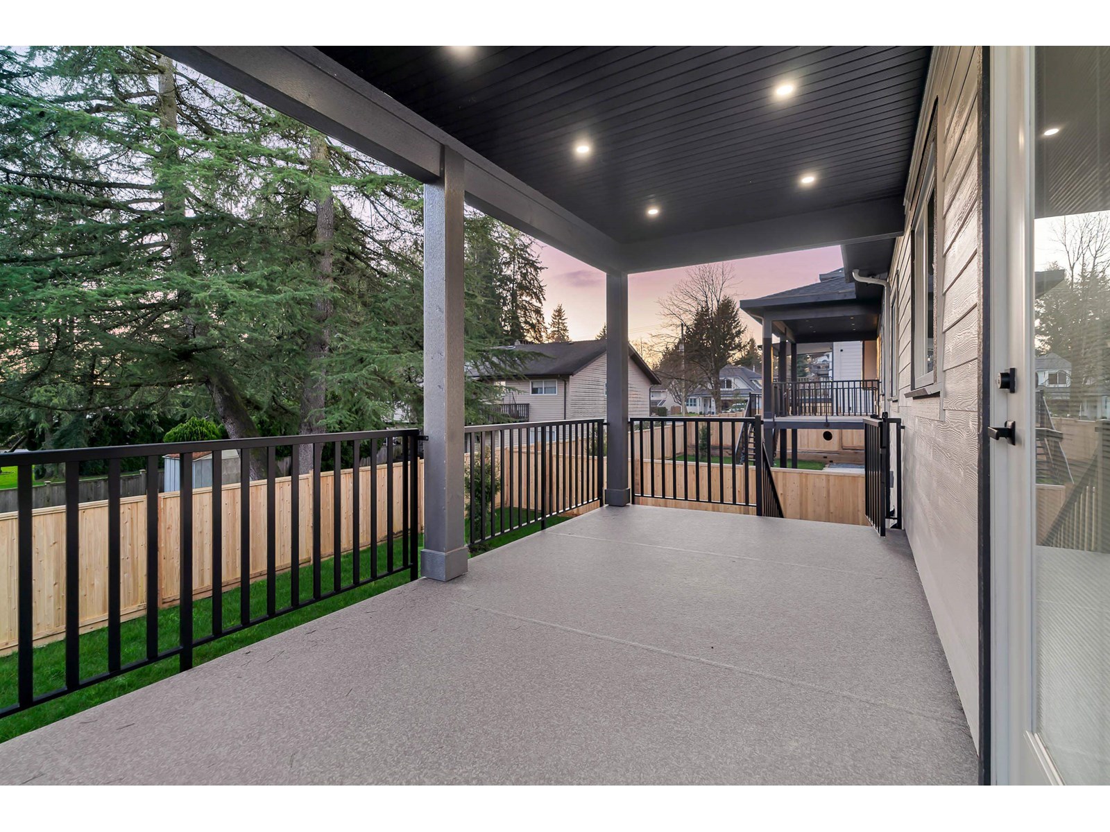 17226 59 Avenue, Surrey, British Columbia  V3S 3Z6 - Photo 6 - R3013727
